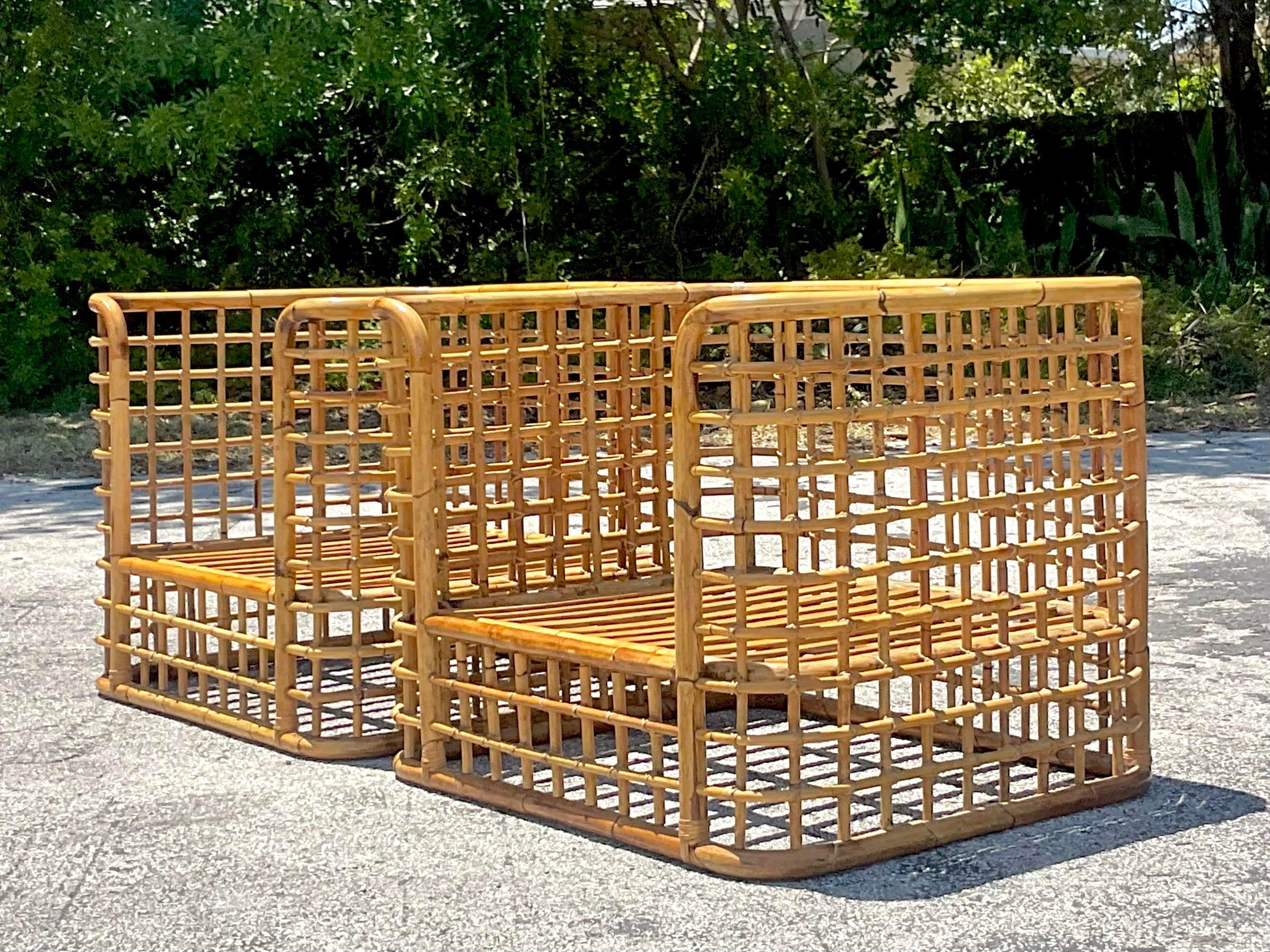 Vintage-Rattan-Loungesessel mit Coastal Grid-Design nach Henry Olko – ein Paar im Angebot 2