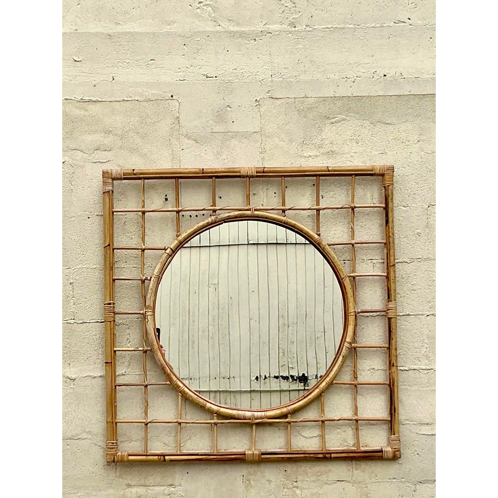 Rotin Vieux miroir côtier en rotin en vente