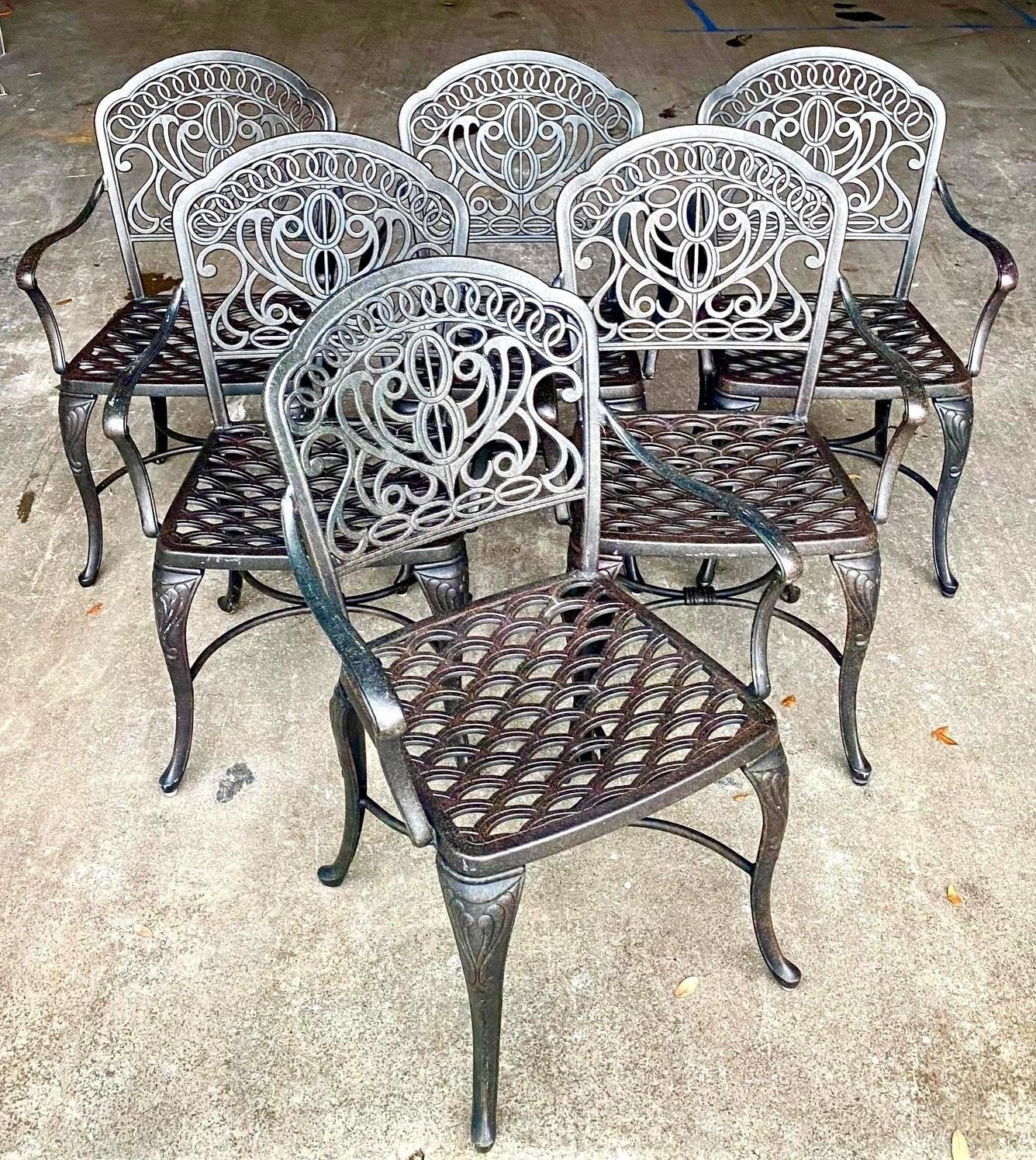 Chaises de salle à manger d'extérieur Vintage Coastal Hanamint en fonte d'aluminium - Lot de 6 en vente 3