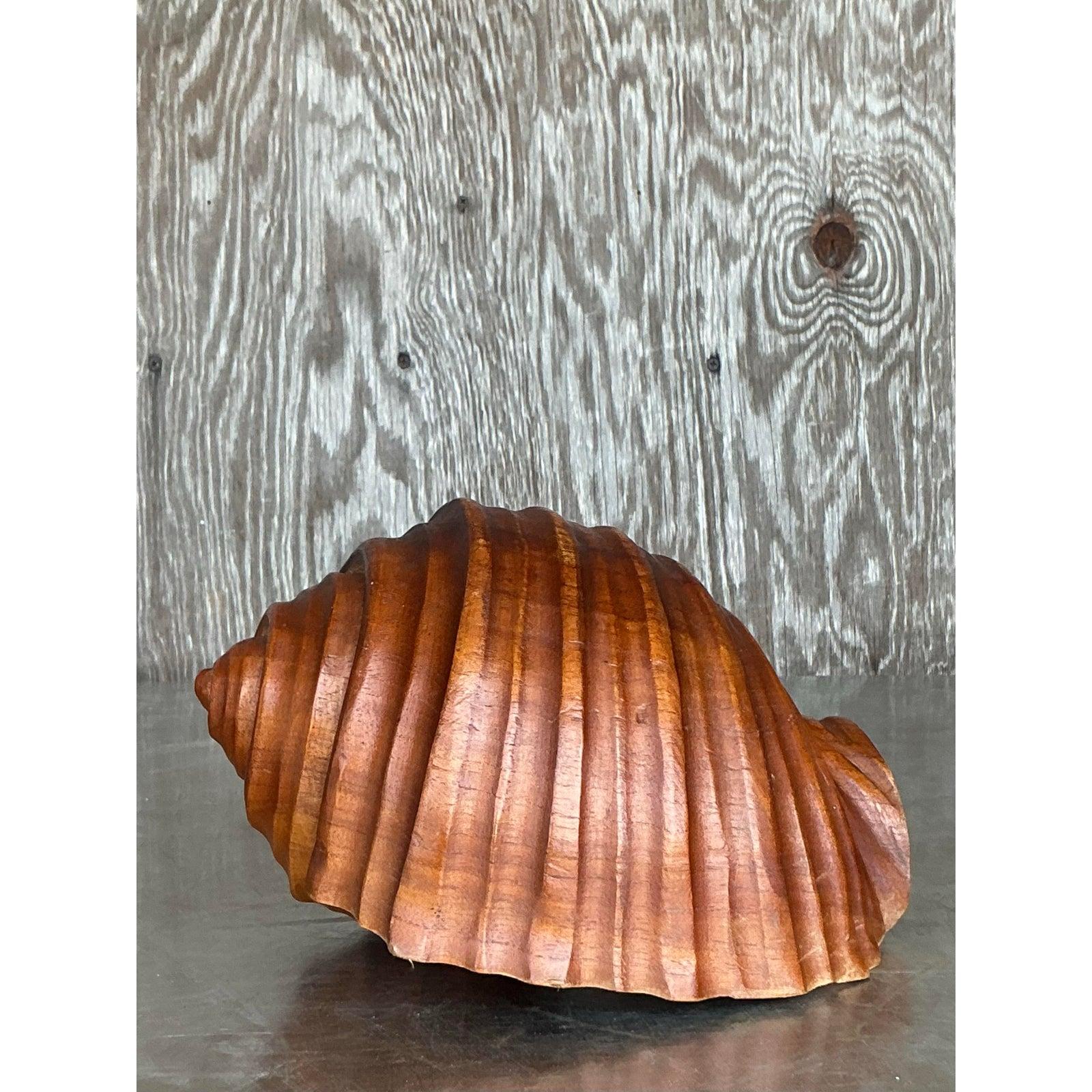 Coquillage côtier vintage en bois sculpté à la main Bon état - En vente à west palm beach, FL
