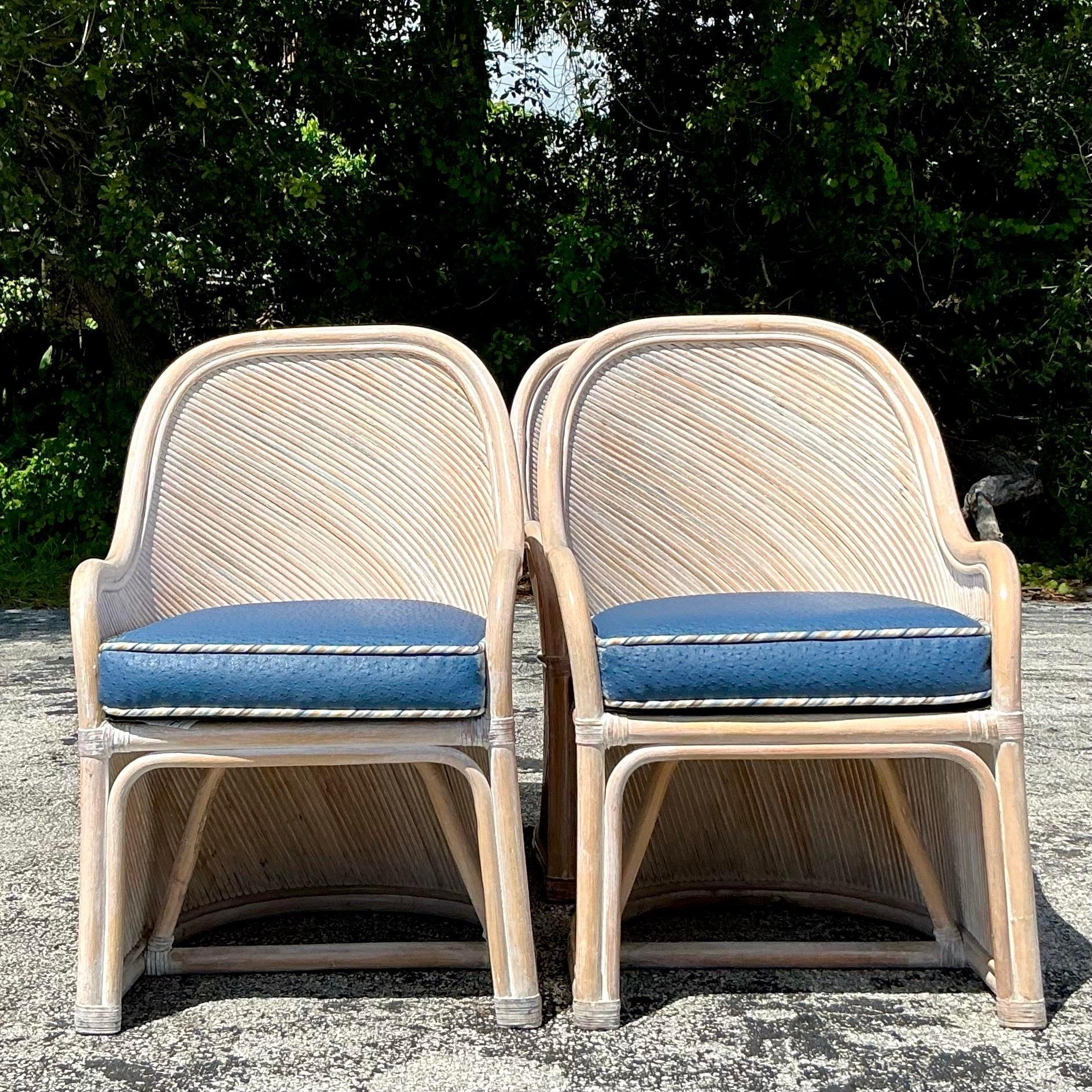 XX secolo Sedie in rattan vintage A Link Pretzel della Coastal Henry - Set di 4 in vendita