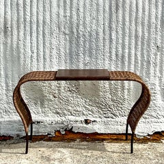 Konsolentisch aus Jute und Kokosnussschalen im Küstenlook