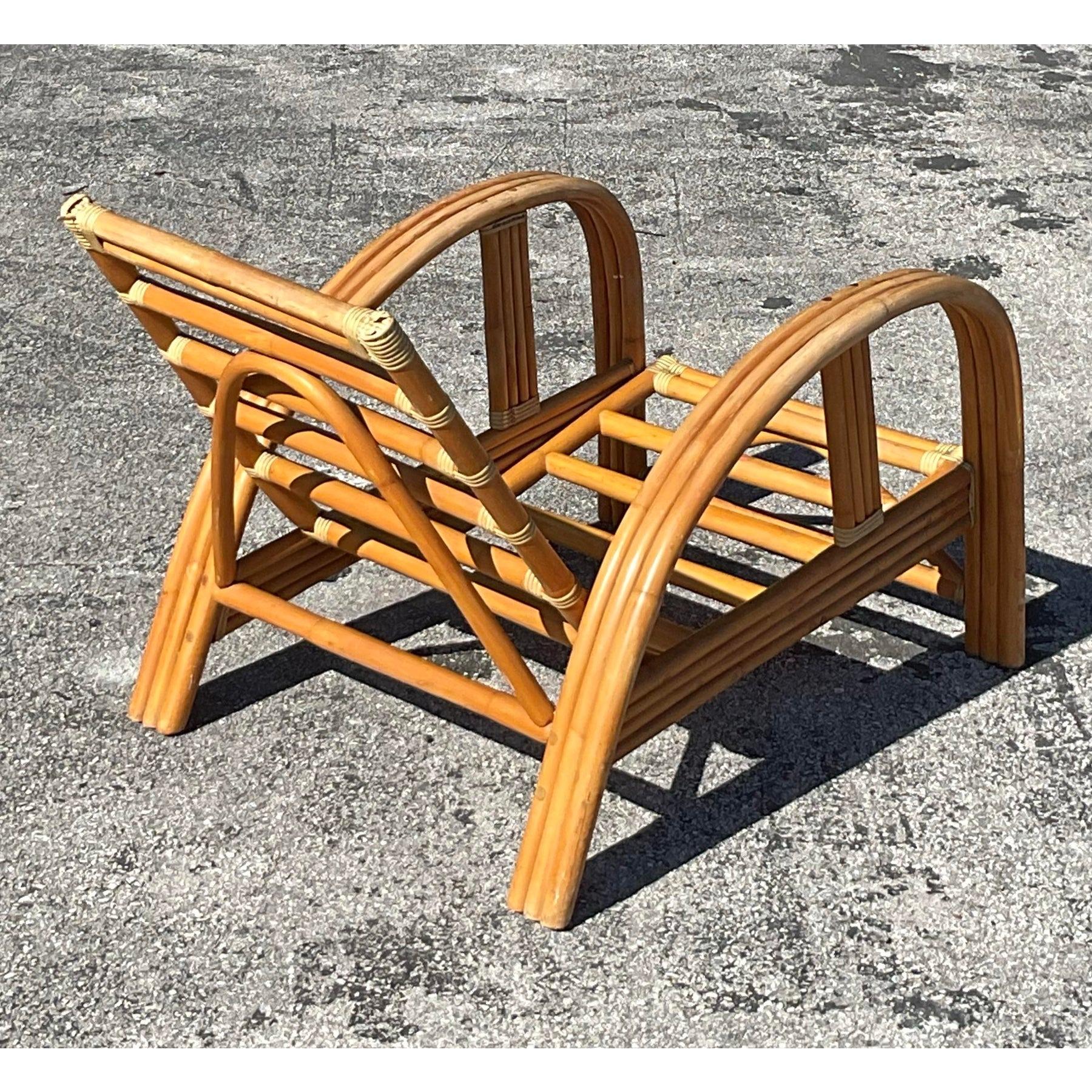 Mid-Century Modern Chaise longue vintage en rotin courbé de La Jolla en vente
