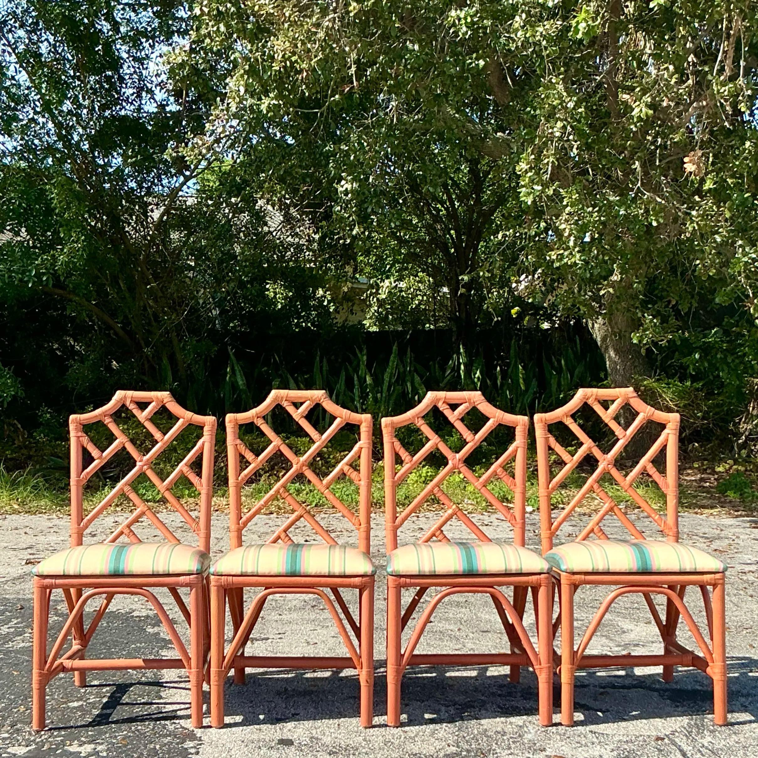 Filippino Sedie da pranzo cinesi Chippendale laccate costiere d'epoca - Set di 4 sedie in vendita