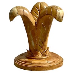 Vintage Coastal Lee Industries Pedestal de mesa tallado en forma de palma