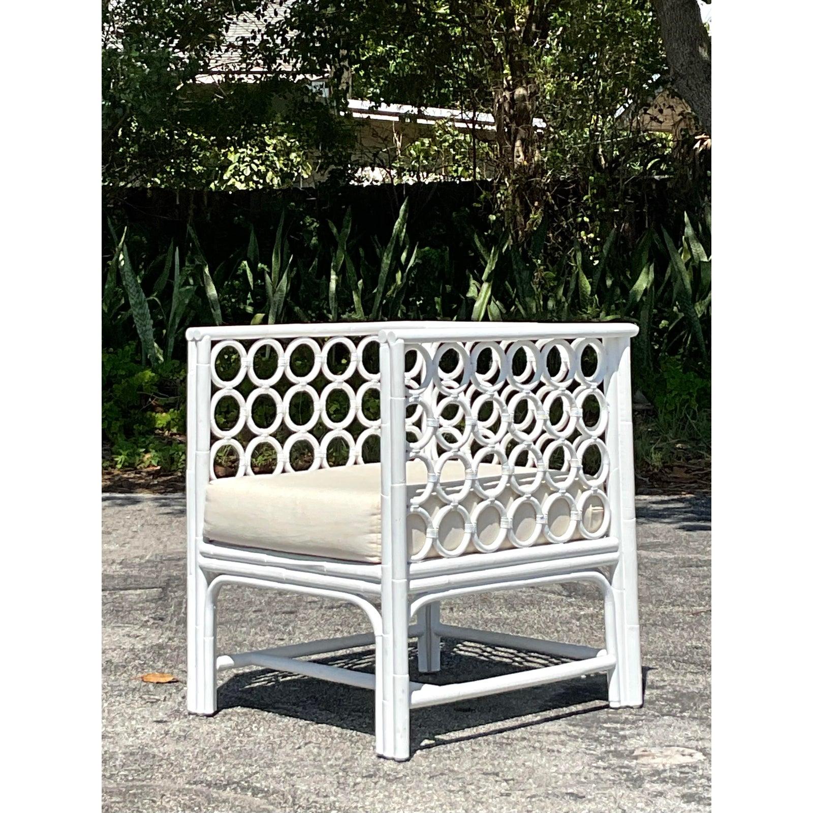 Vintage Coastal Loop Rattan Lounge Stuhl im Angebot 4