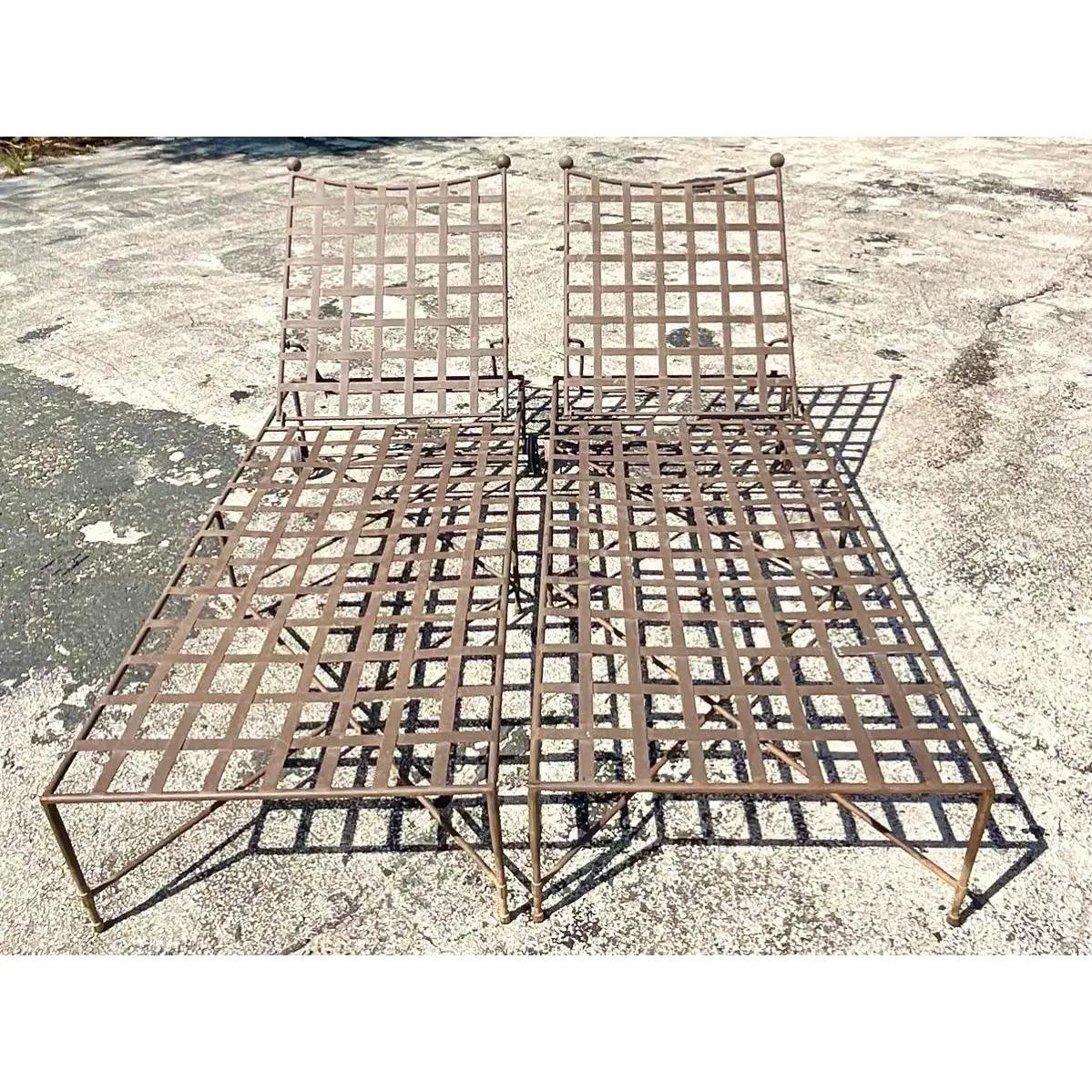 Vintage Coastal Mario Papperzini for Salterini Wrought Iron Chaise Lounge Chairs In Good Condition In west palm beach, FL