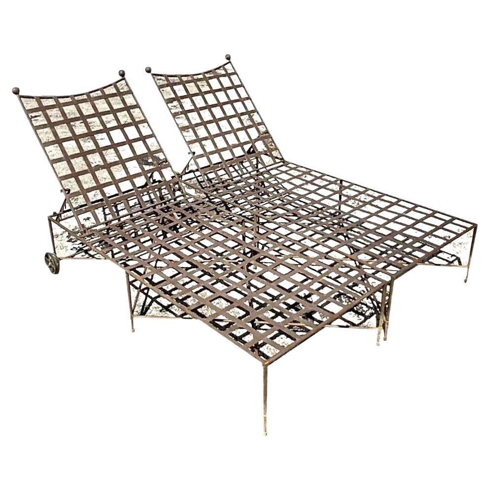 Iron chaise store