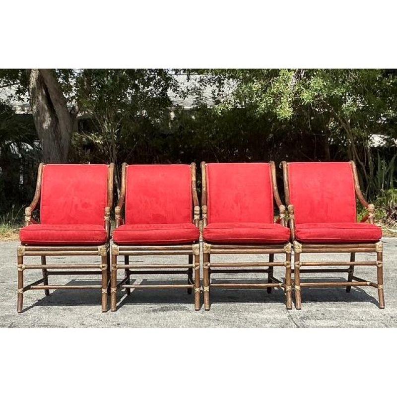 Tappezzeria Sedie da pranzo vintage in canna e rattan McGuire - Set di 4 sedie in vendita