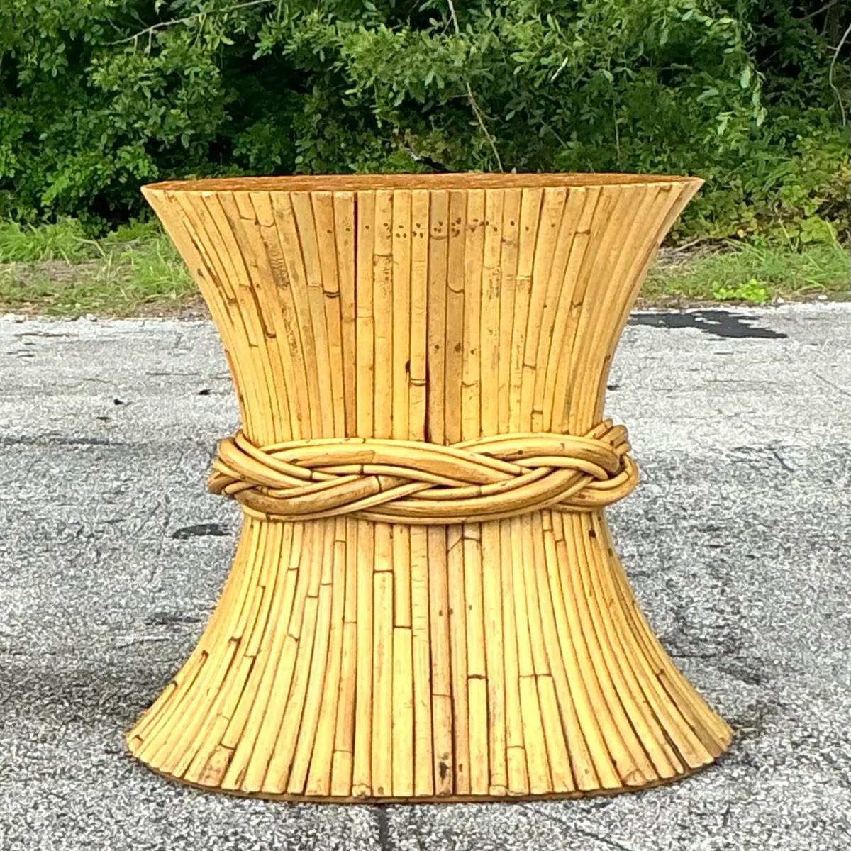 20ième siècle Console vintage Coastal McGuire Sheath of Wheat en vente