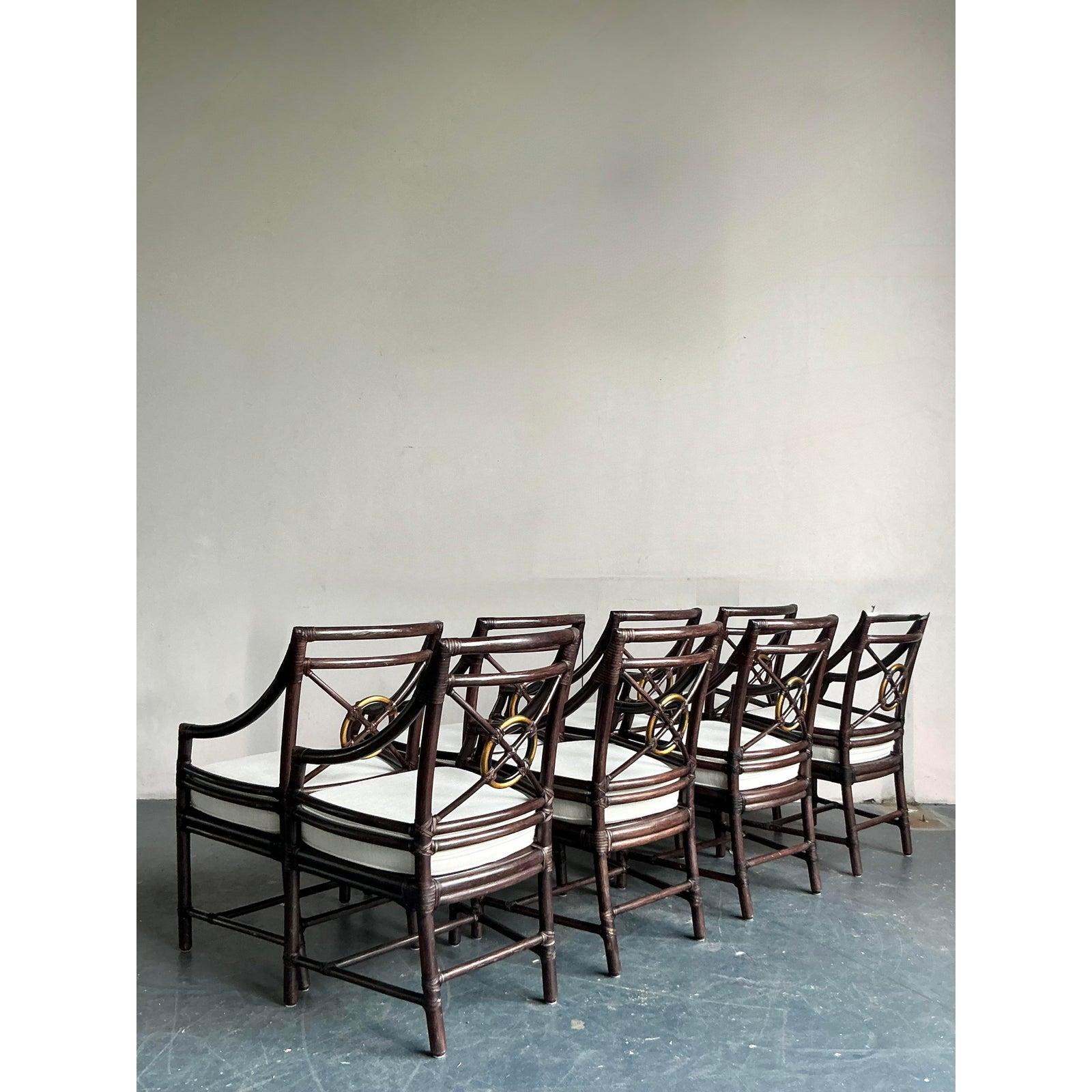 Hollywood Regency Sedie da pranzo in rattan con schienale a bersaglio McGuire Vintage By - Set di 8 sedie in vendita