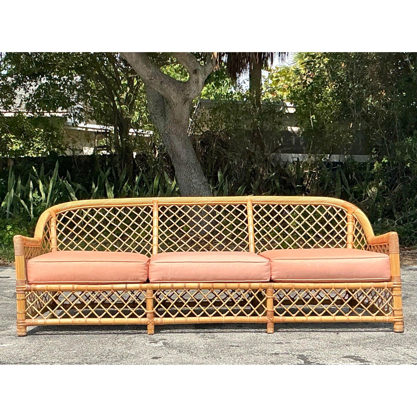 Tissu Canapé rétro Coastal McGuire en rotin trellis en vente