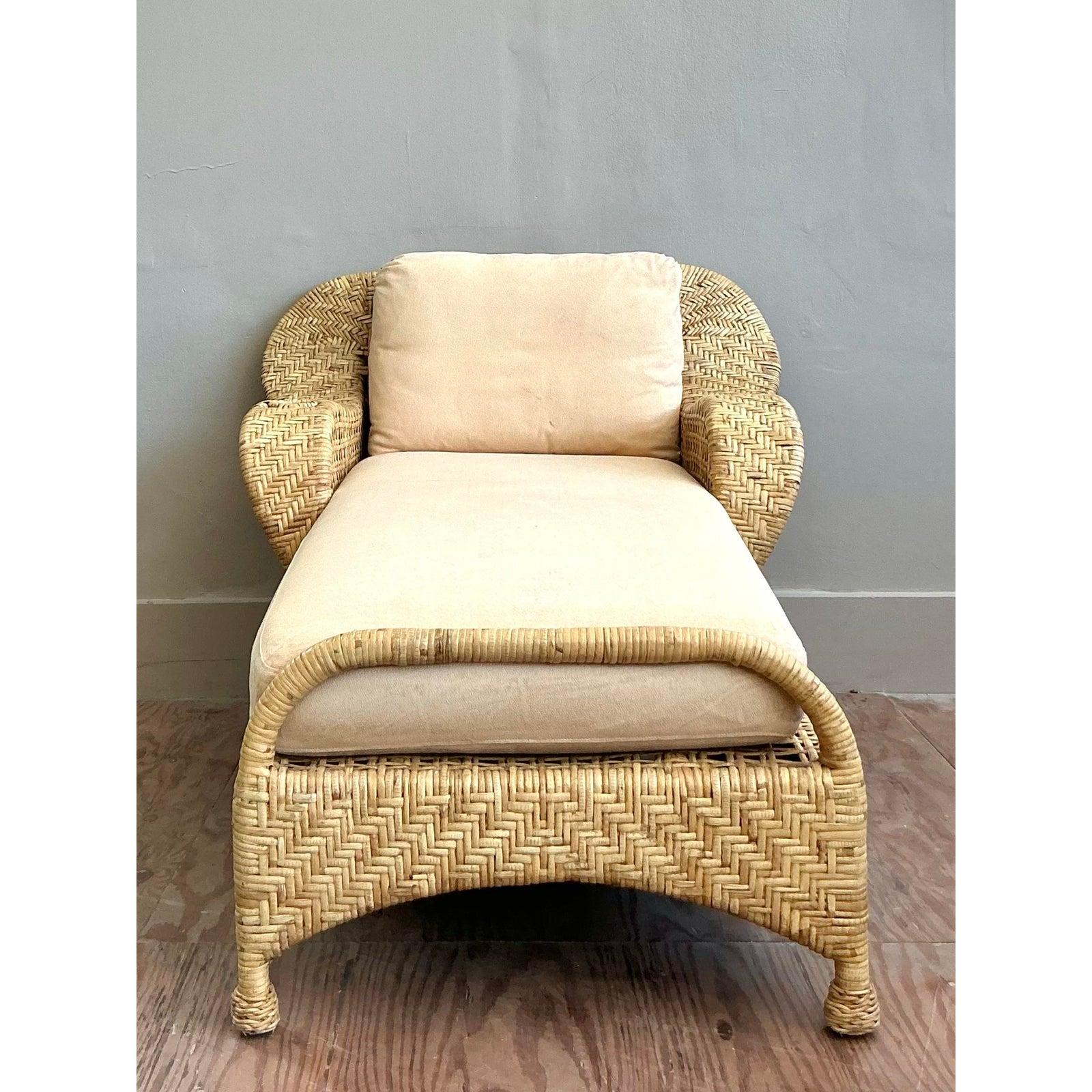 Chaise longue vintage en rotin tressé McGuire Coastal en vente 4