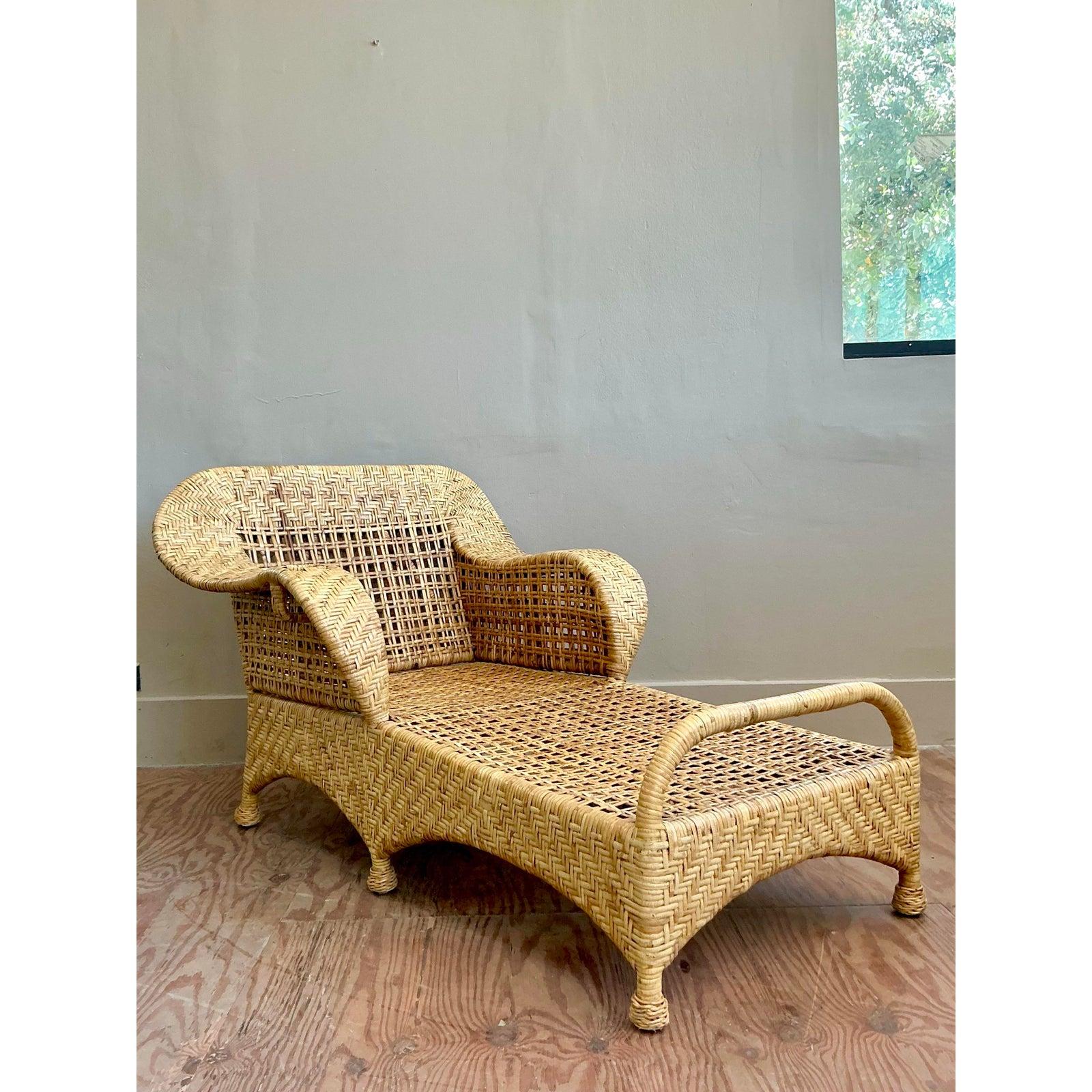 Chaise longue vintage en rotin tressé McGuire Coastal en vente 2
