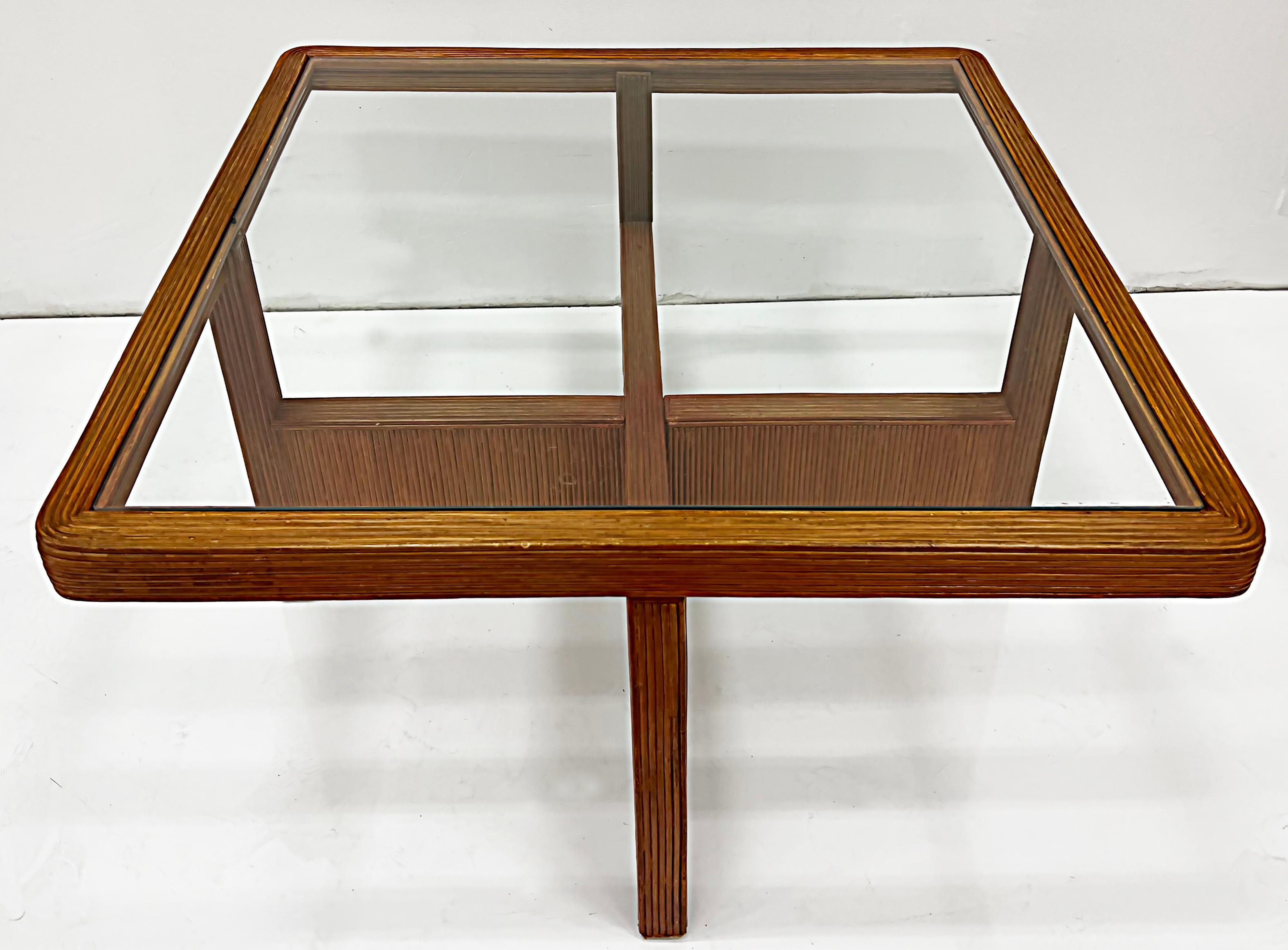 Vintage Coastal Modern Reed Coffee Table with Inset Glass Top In Good Condition For Sale In Miami, FL