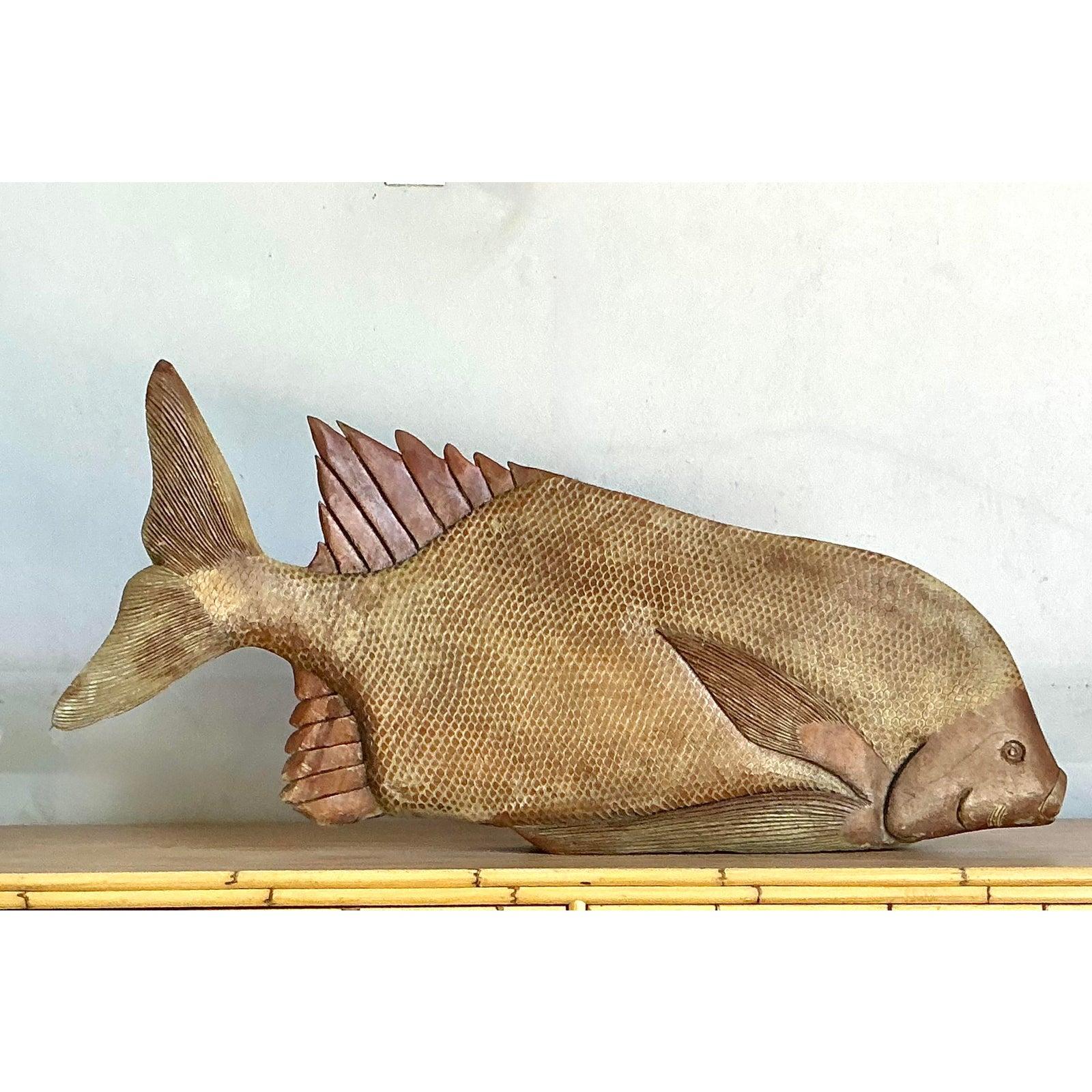 XX secolo Pesce monumentale costiero d'epoca in legno intagliato in vendita