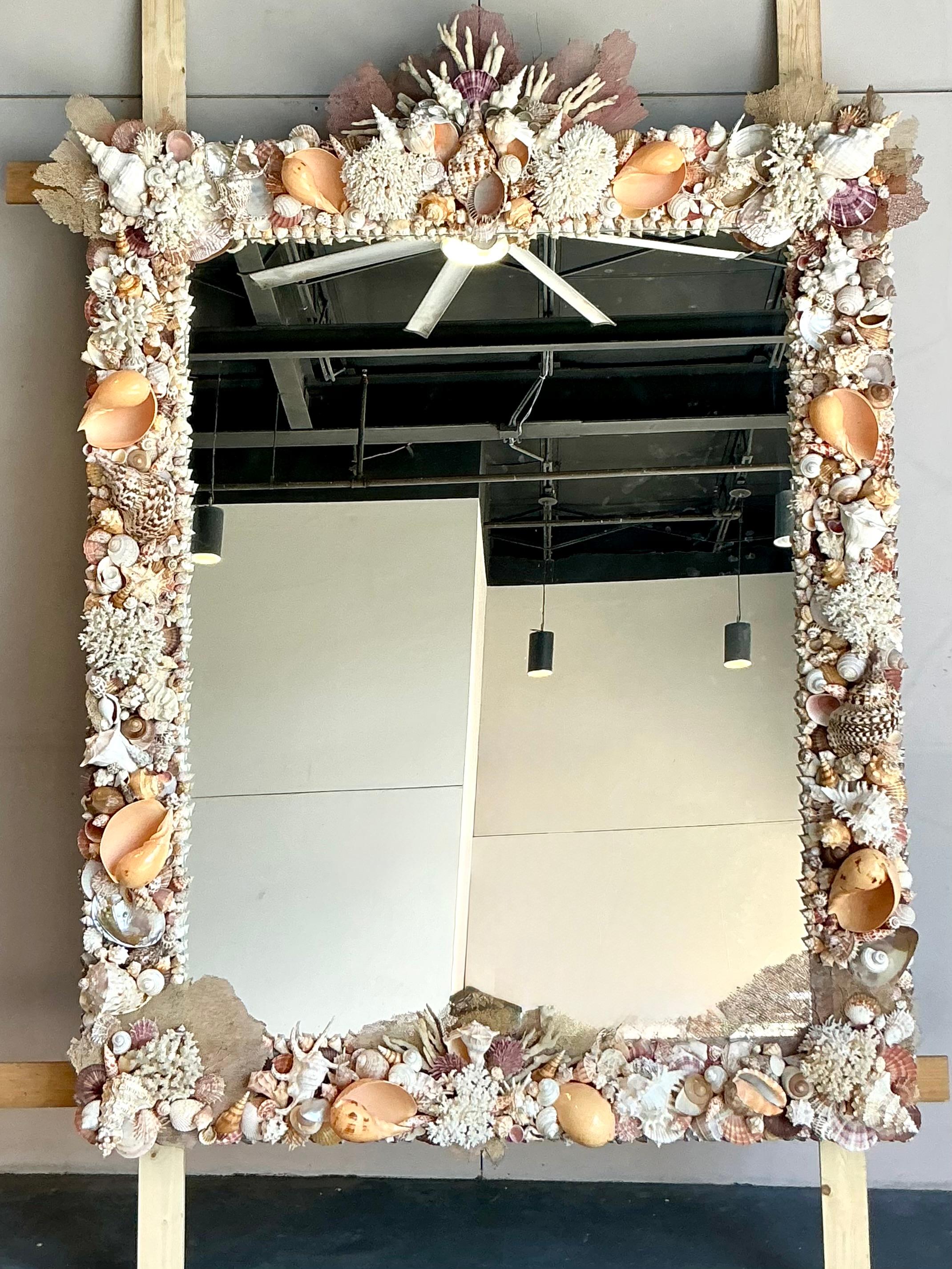 Vintage Coastal Monumental Shell verkrustete Spiegel im Angebot 2