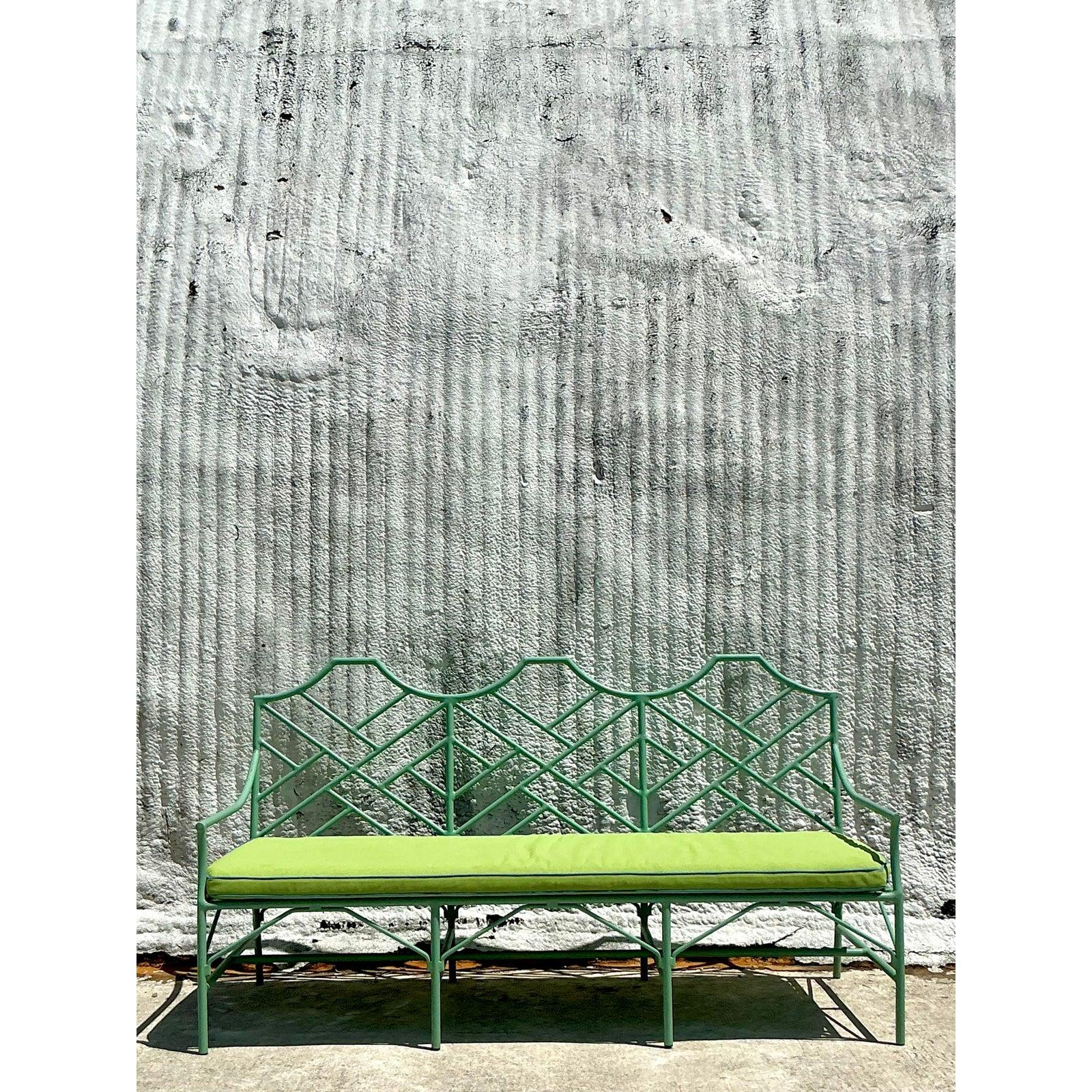 Canapé Chippendale Chinois Coastal O'Brien Iron Works en vente 4