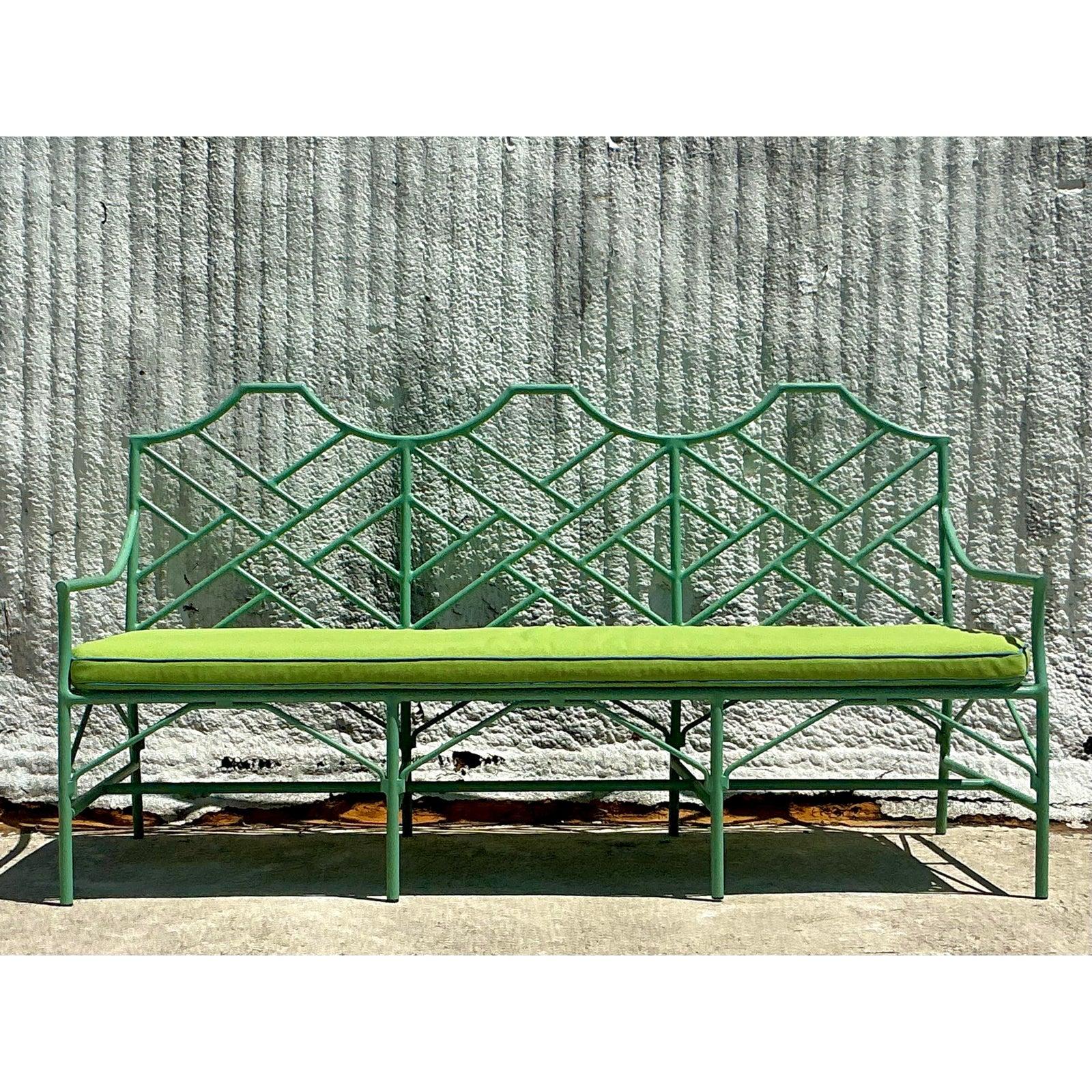 Canapé Chippendale Chinois Coastal O'Brien Iron Works en vente 1