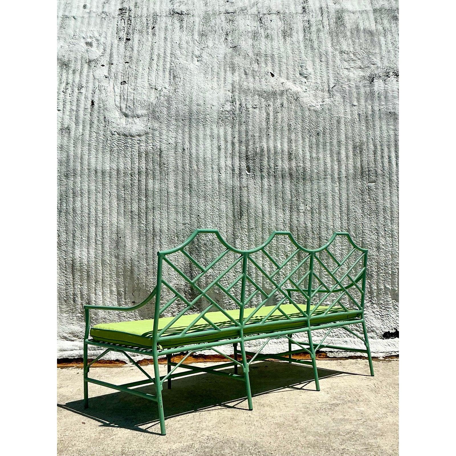 Canapé Chippendale Chinois Coastal O'Brien Iron Works en vente 2