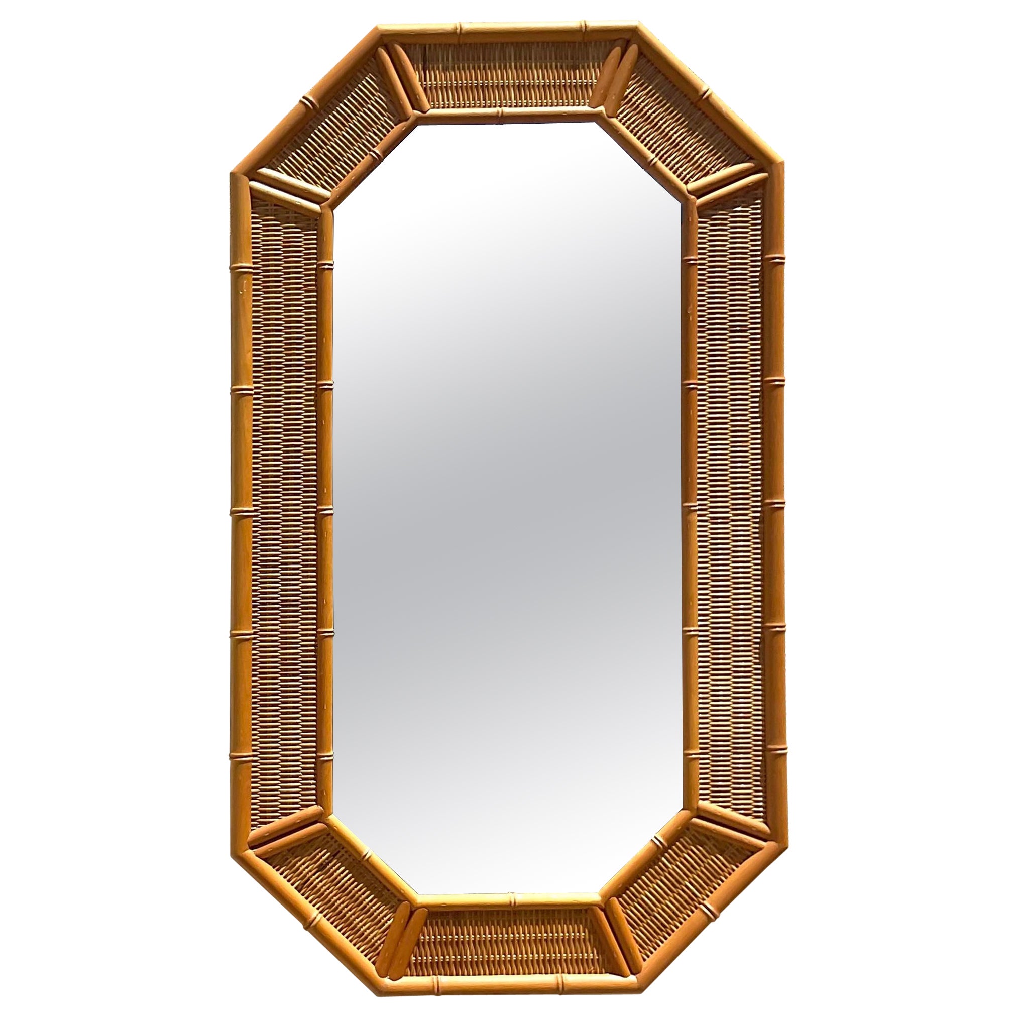 Specchio ottagonale in rattan intrecciato Vintage By