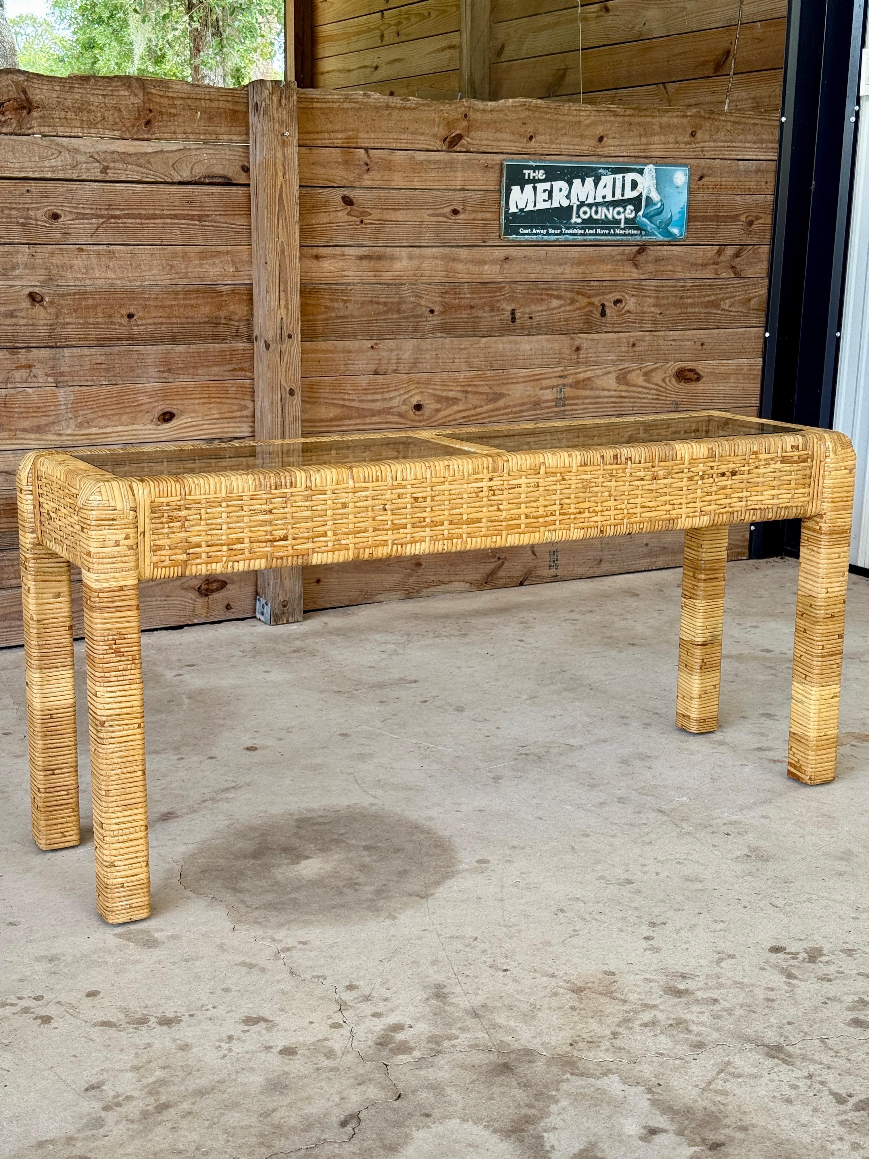 Mesa Consola Vintage Coastal Organic Modern de Ratán Envuelto a la Manera de Bil en Bueno estado para la venta en North Fort Myers, FL