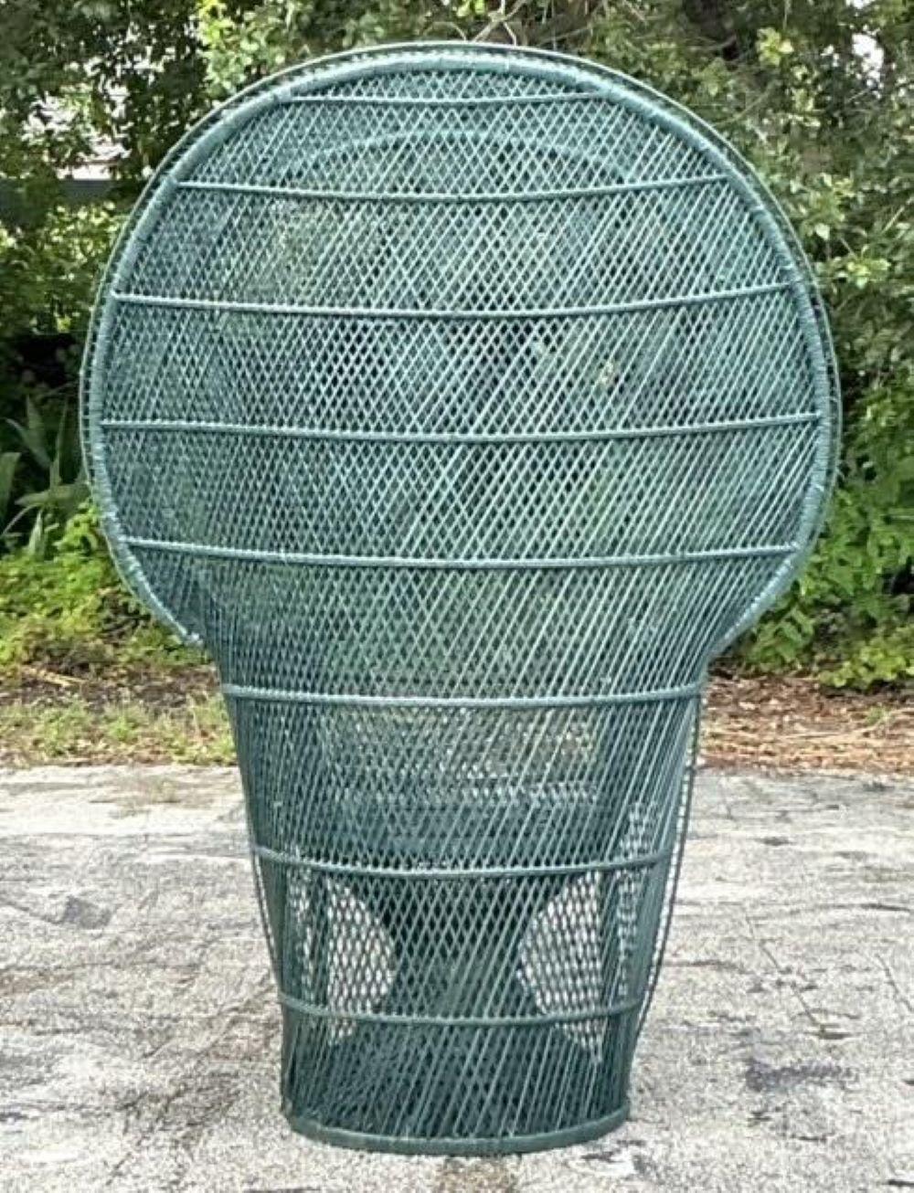 20ième siècle Paire de chaises vintage en rotin peint - une paire