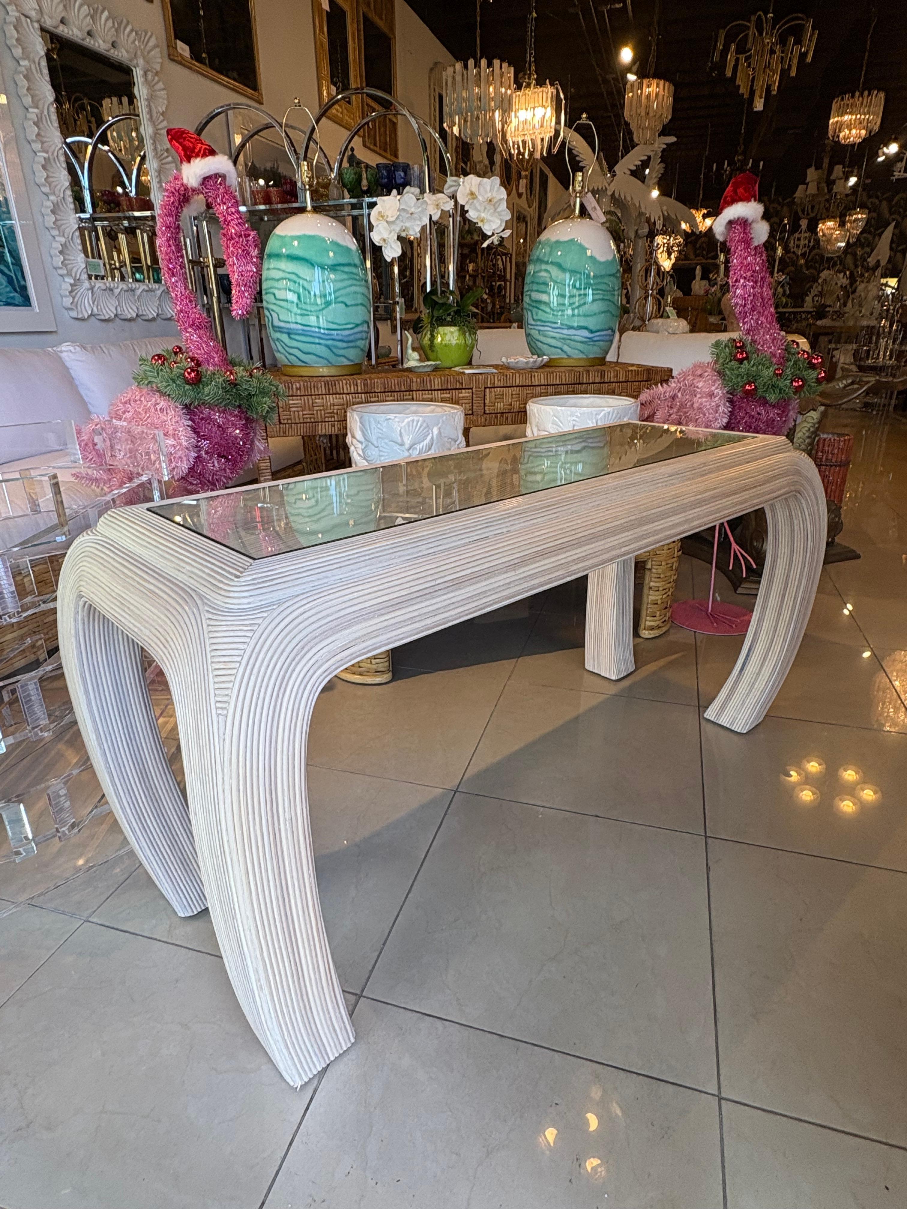 Vintage Coastal Palm Beach Pencil Reed Rattan Ming Console Table New Glass Top In Good Condition For Sale In West Palm Beach, FL
