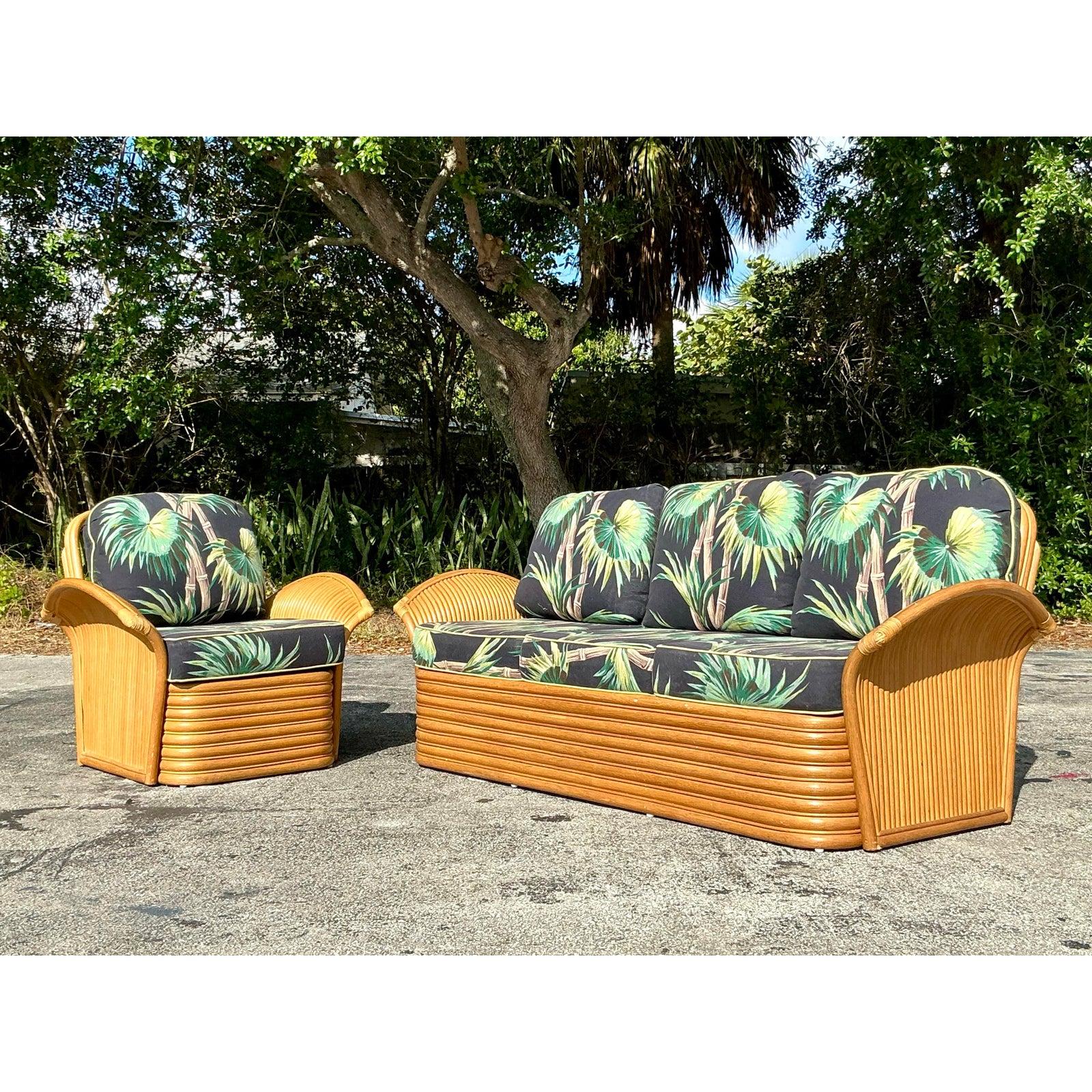20ième siècle Sofa vintage en rotin imprimé palmier côtier en vente