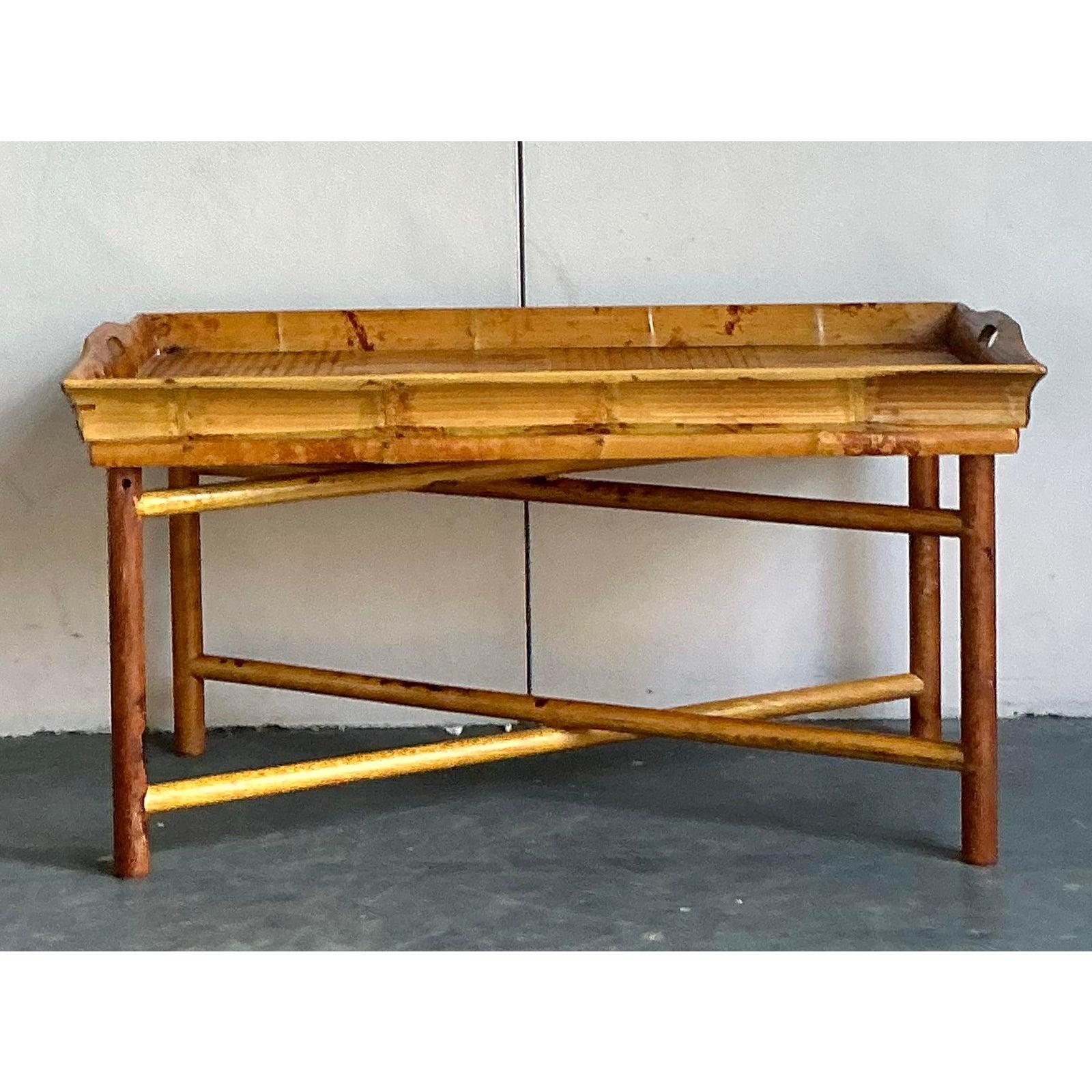 Vintage Coastal Patch Work Reed Couchtisch im Zustand „Gut“ im Angebot in West Palm Beach, FL
