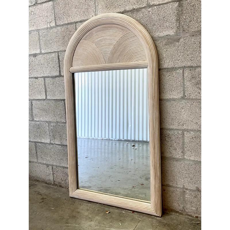 Vintage Coastal Pencil Reed Arched Mirror In Good Condition For Sale In west palm beach, FL