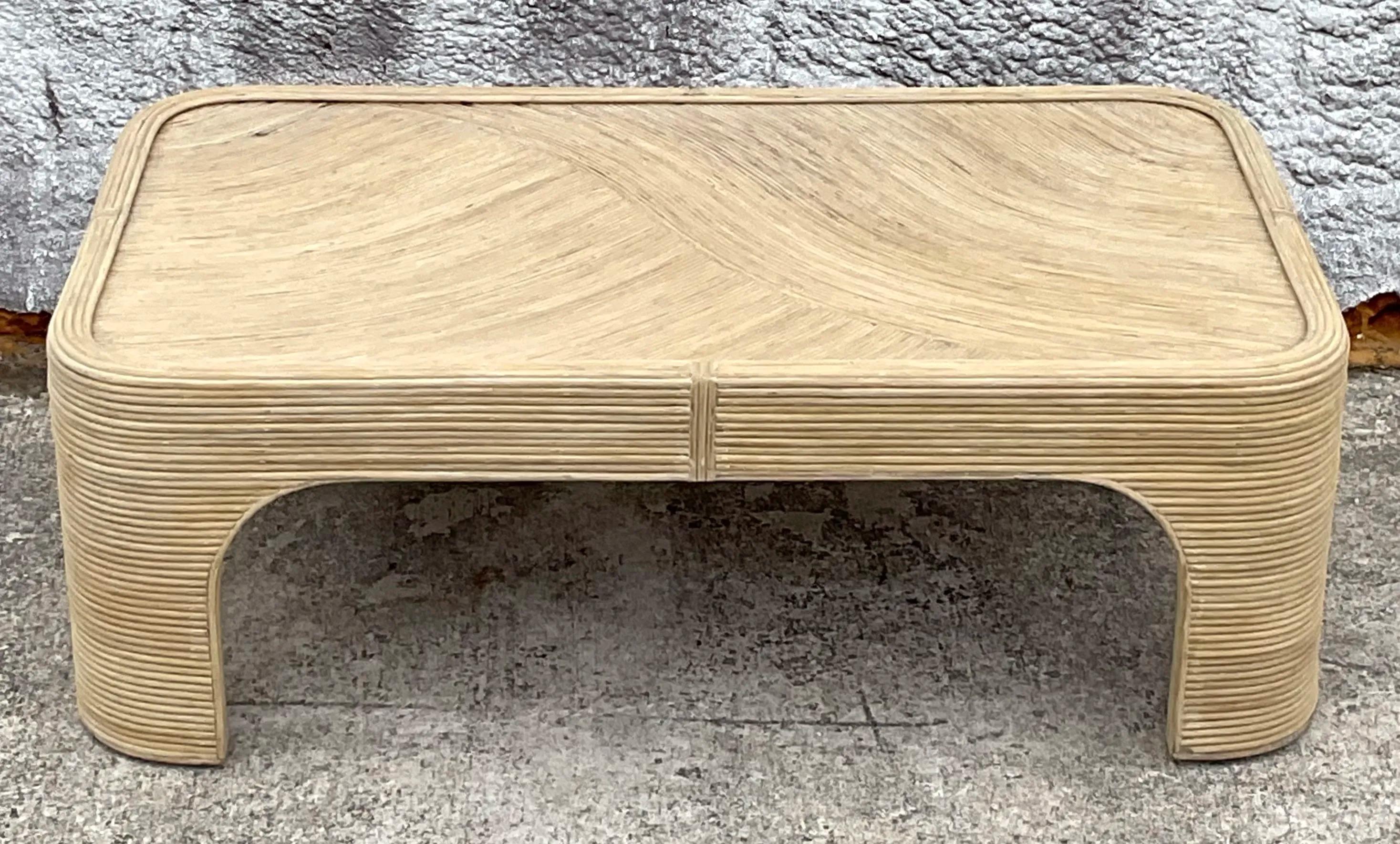 Vintage Coastal Pencil Reed Couchtisch (amerikanisch) im Angebot