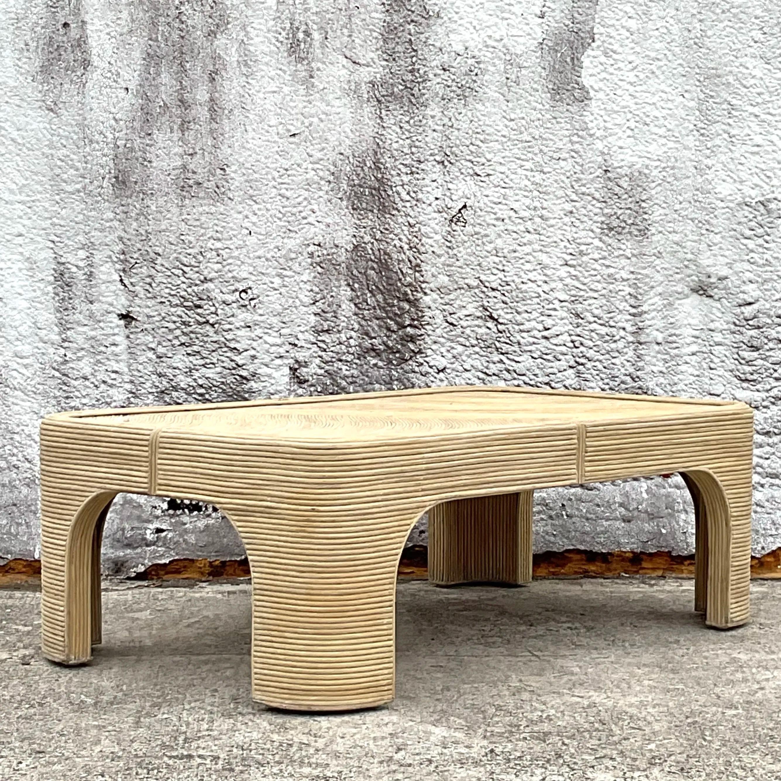 Vintage Coastal Pencil Reed Couchtisch (20. Jahrhundert) im Angebot