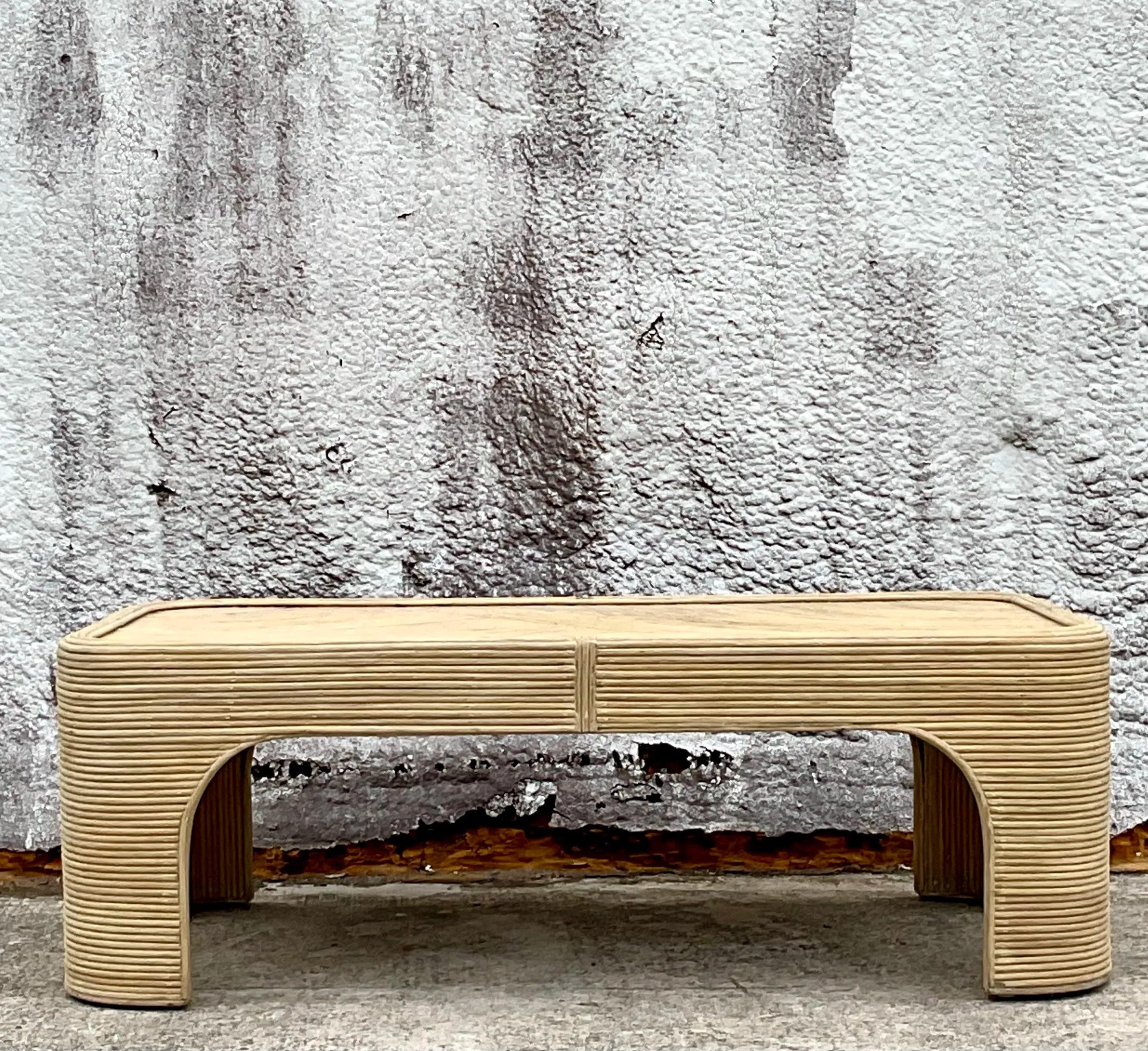 Vintage Coastal Pencil Reed Couchtisch (Schilf) im Angebot