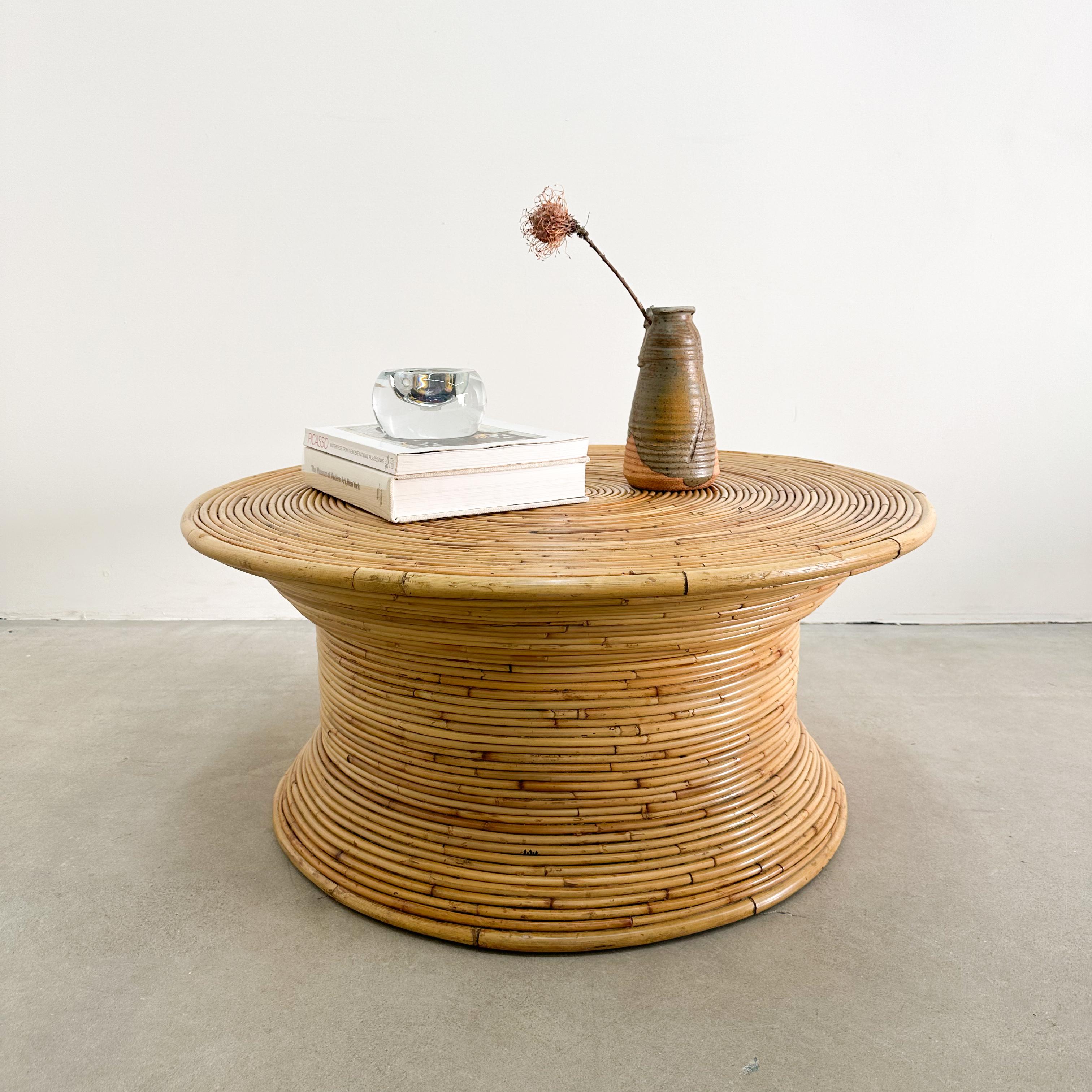Couchtisch aus Rattan und Bambus mit Coastal-Bleistift und Schilf, postmodern, MCM, Vintage im Angebot 5