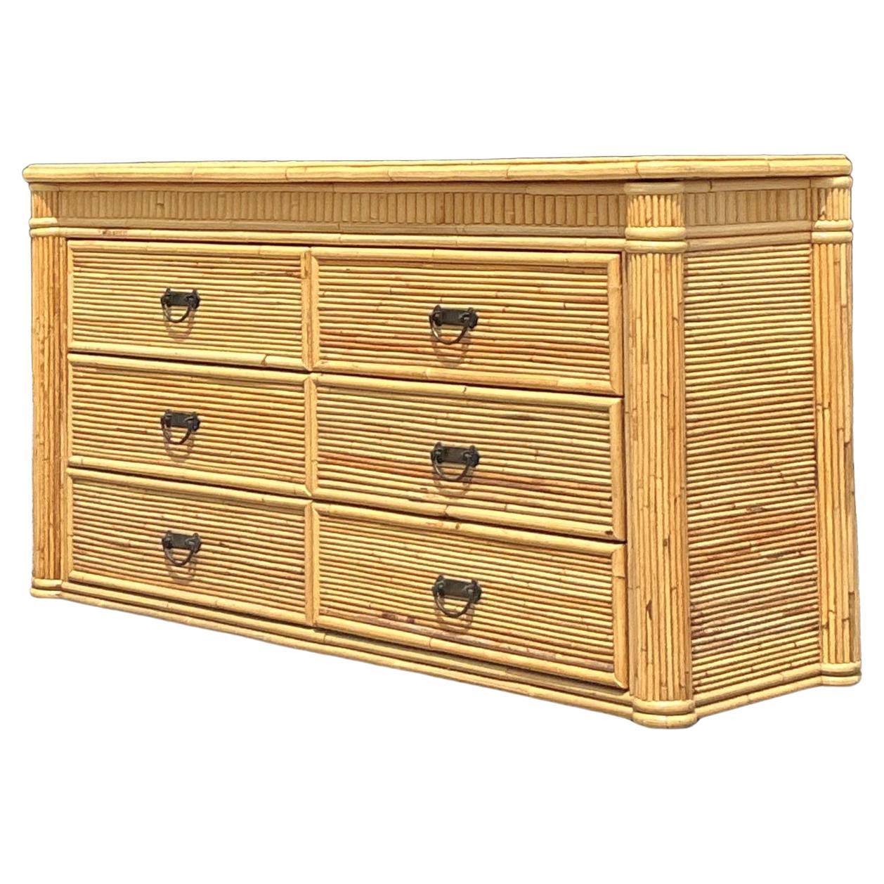 Commode Vintage Coastal Pencil Reed Column