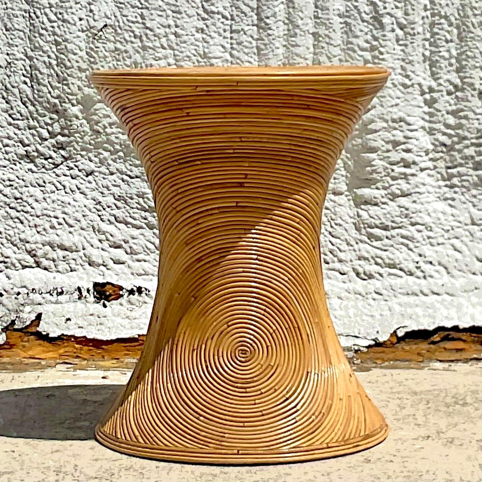 Vintage Coastal Pencil Reed Dining Table Pedestal In Good Condition In west palm beach, FL