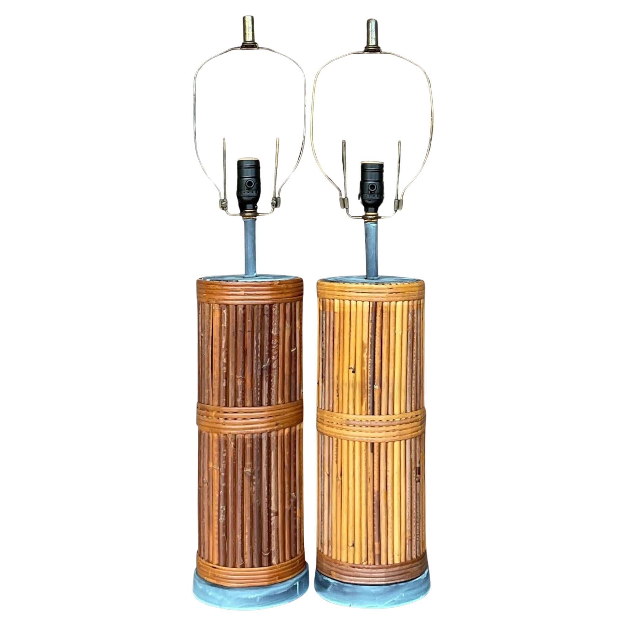 Vintage Coastal-Bleistift-Schilfrohr-Tischlampen aus Schilf – ein Paar