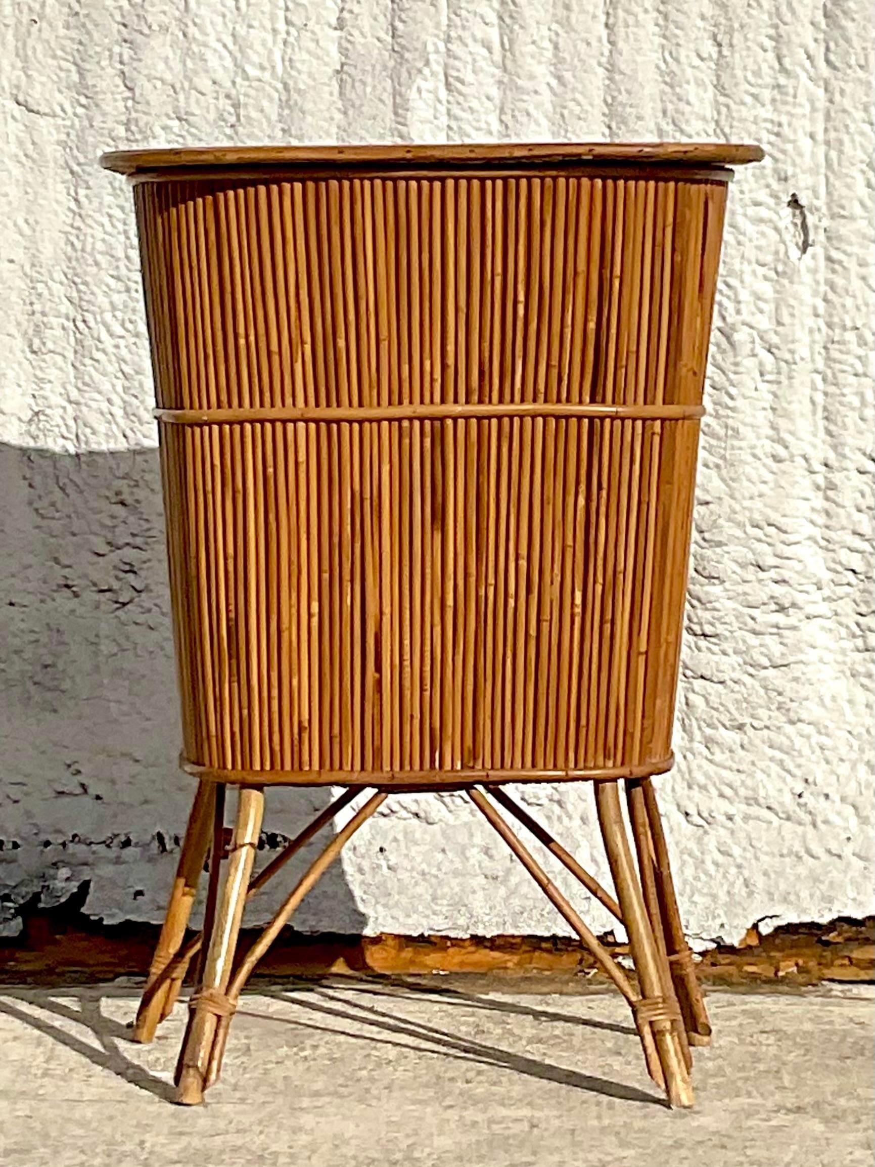 Vintage Coastal Petite 50s French Rattan Dry Bar In Good Condition In west palm beach, FL