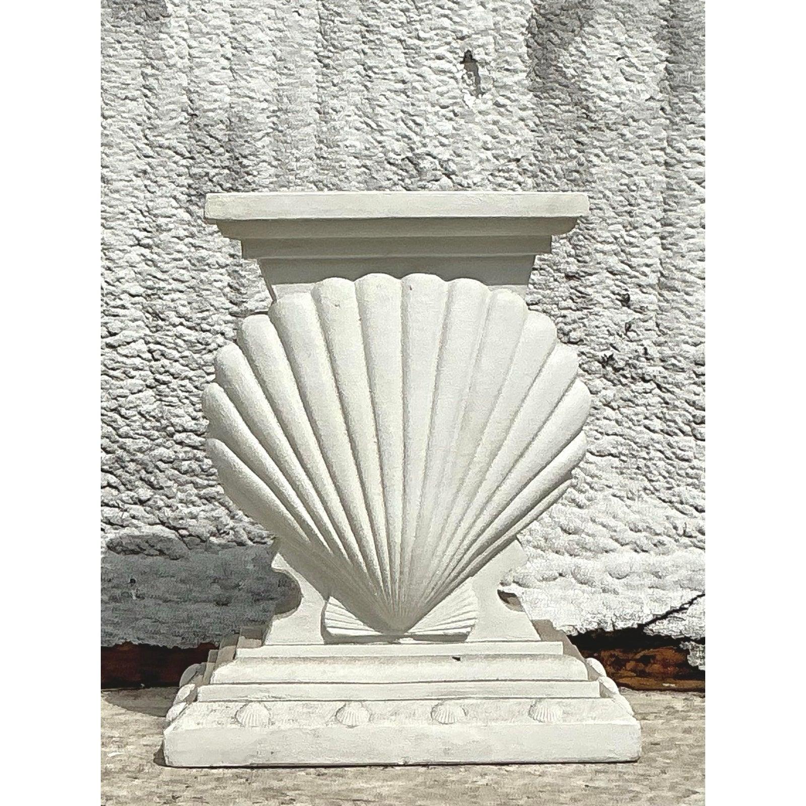 Pedestal de consola de concha de almeja de yeso costero vintage Yeso en venta