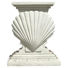 Pedestal de consola de concha de almeja de yeso costero vintage