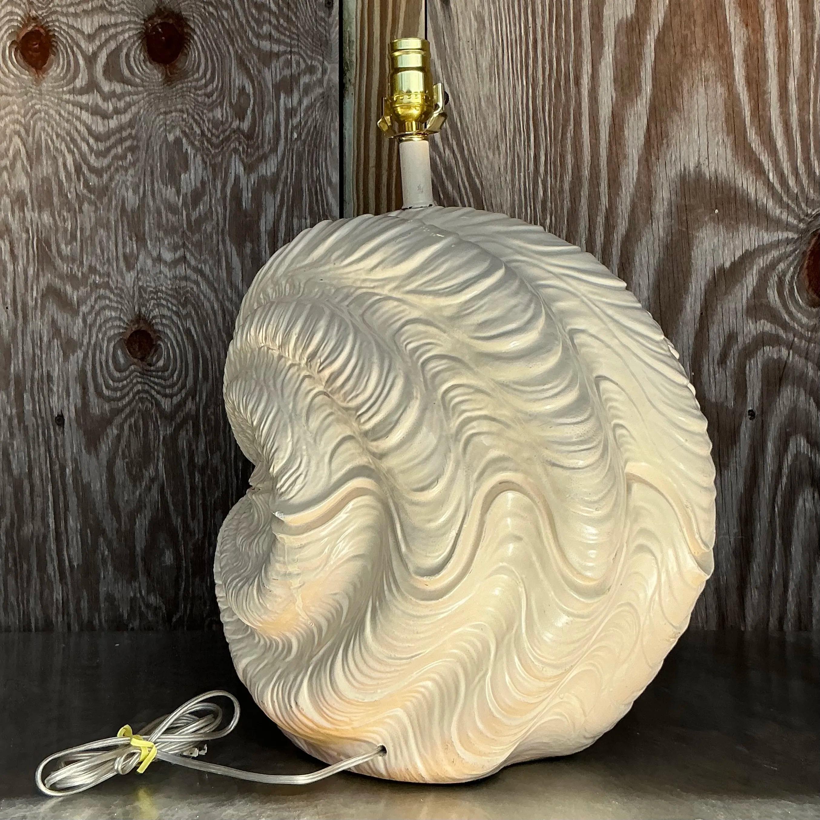Vintage Coastal Plaster Clamshell Lamp For Sale 4