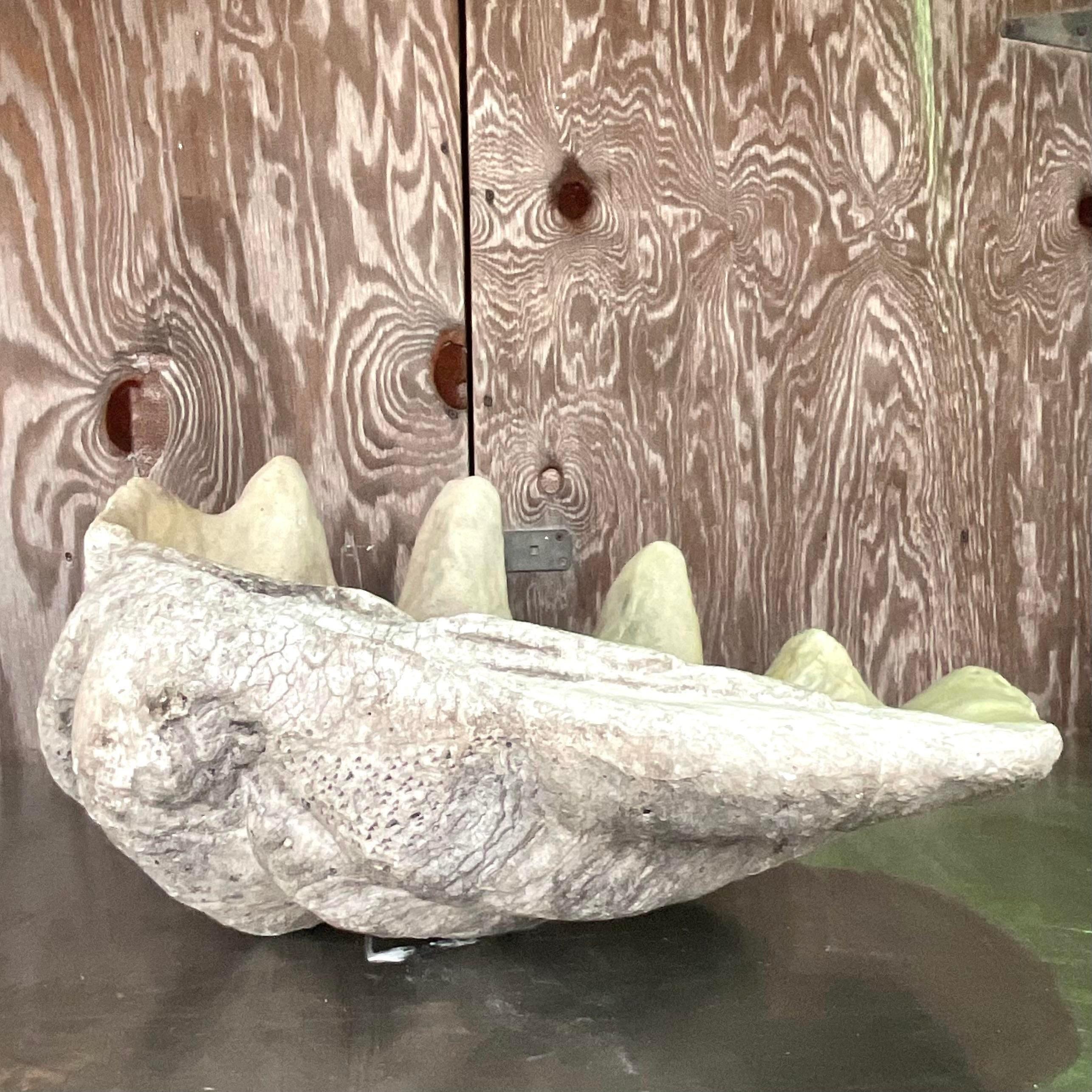 Vintage Coastal Plaster Faux Clam Shell In Good Condition For Sale In west palm beach, FL
