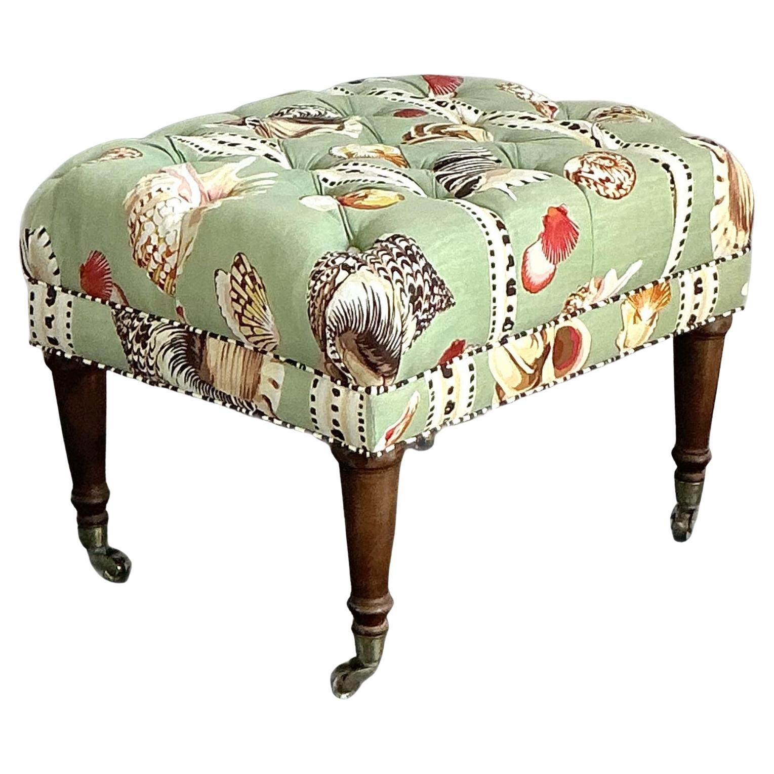 Vintage Coastal Printed Shell Tufted Ottoman in vendita
