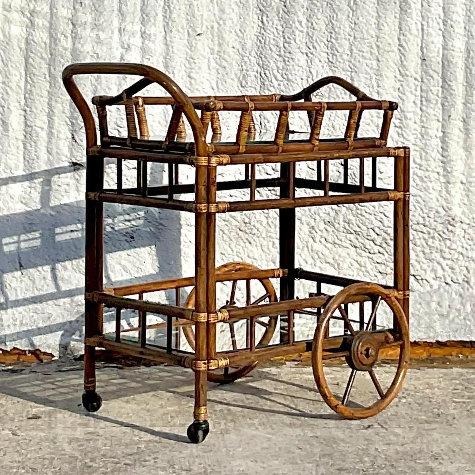 Vintage Coastal Rattan Bar Cart with Butler’s Tray In Good Condition In West Palm Beach, FL