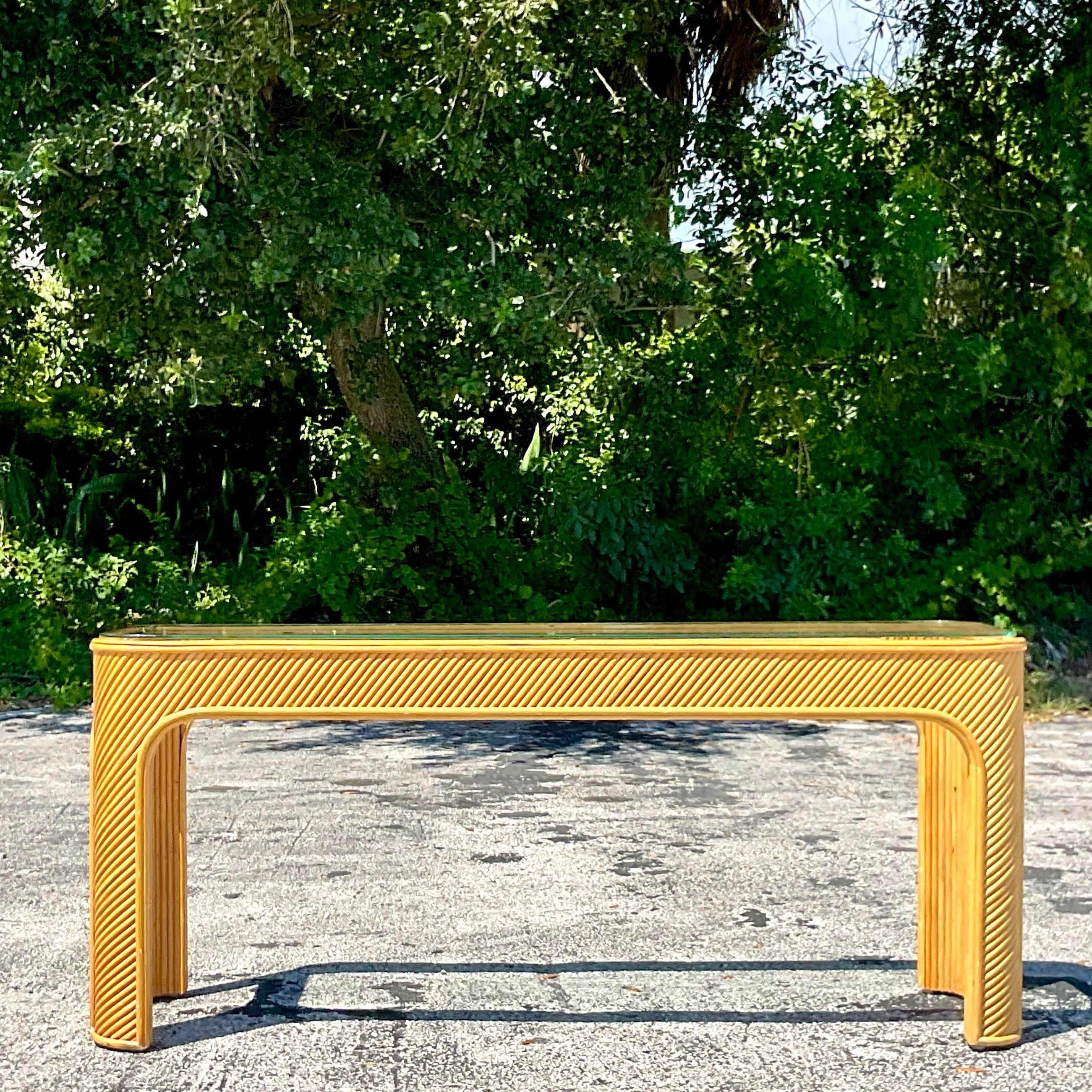 Vintage Coastal Rattan Console Table In Good Condition In West Palm Beach, FL