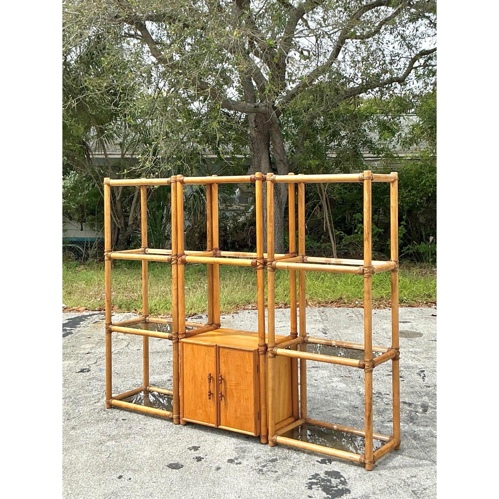 XX secolo Etagere in rattan vintage - Set di 3 pezzi in vendita
