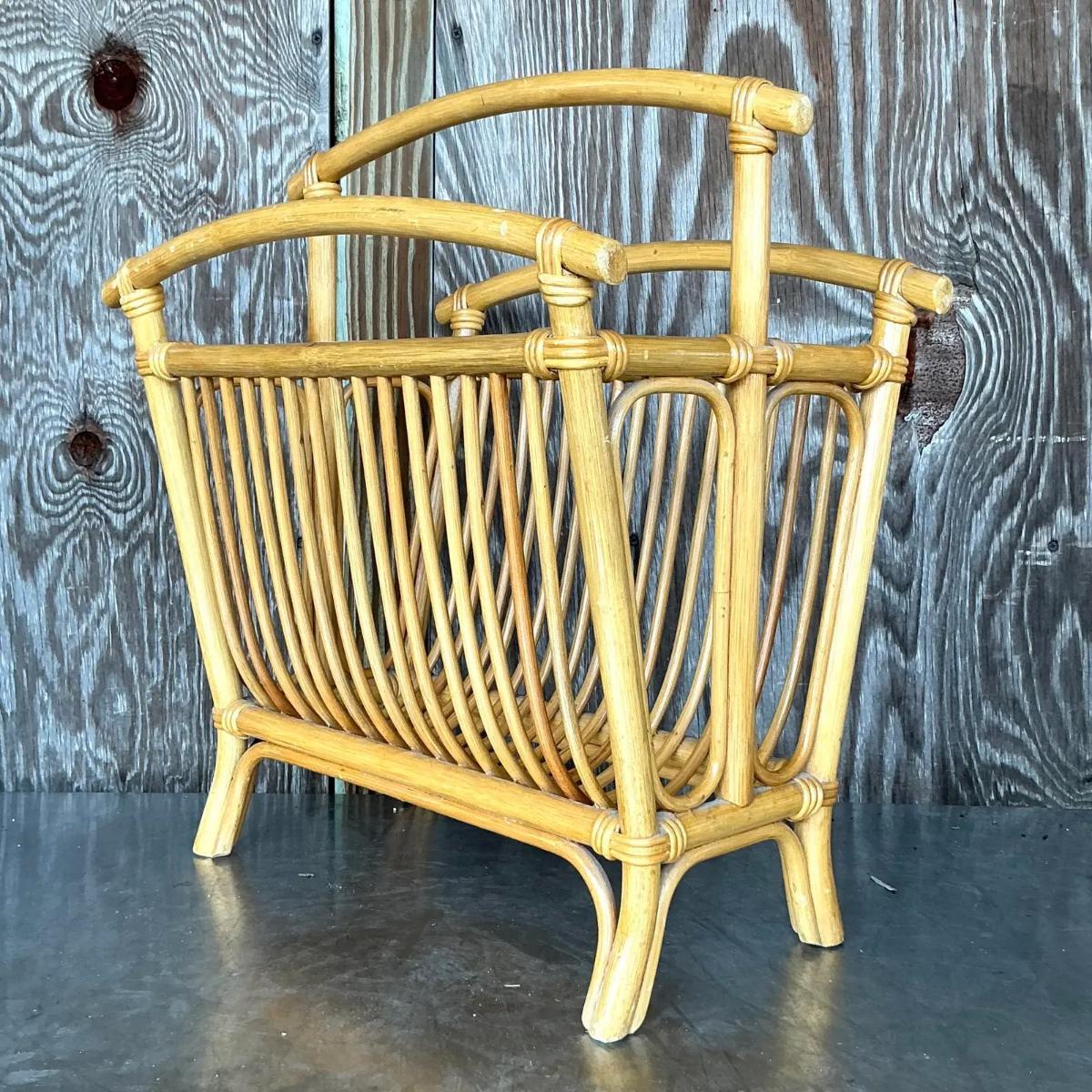 Vintage Coastal Rattan Newspaper Rack In Good Condition For Sale In West Palm Beach, FL