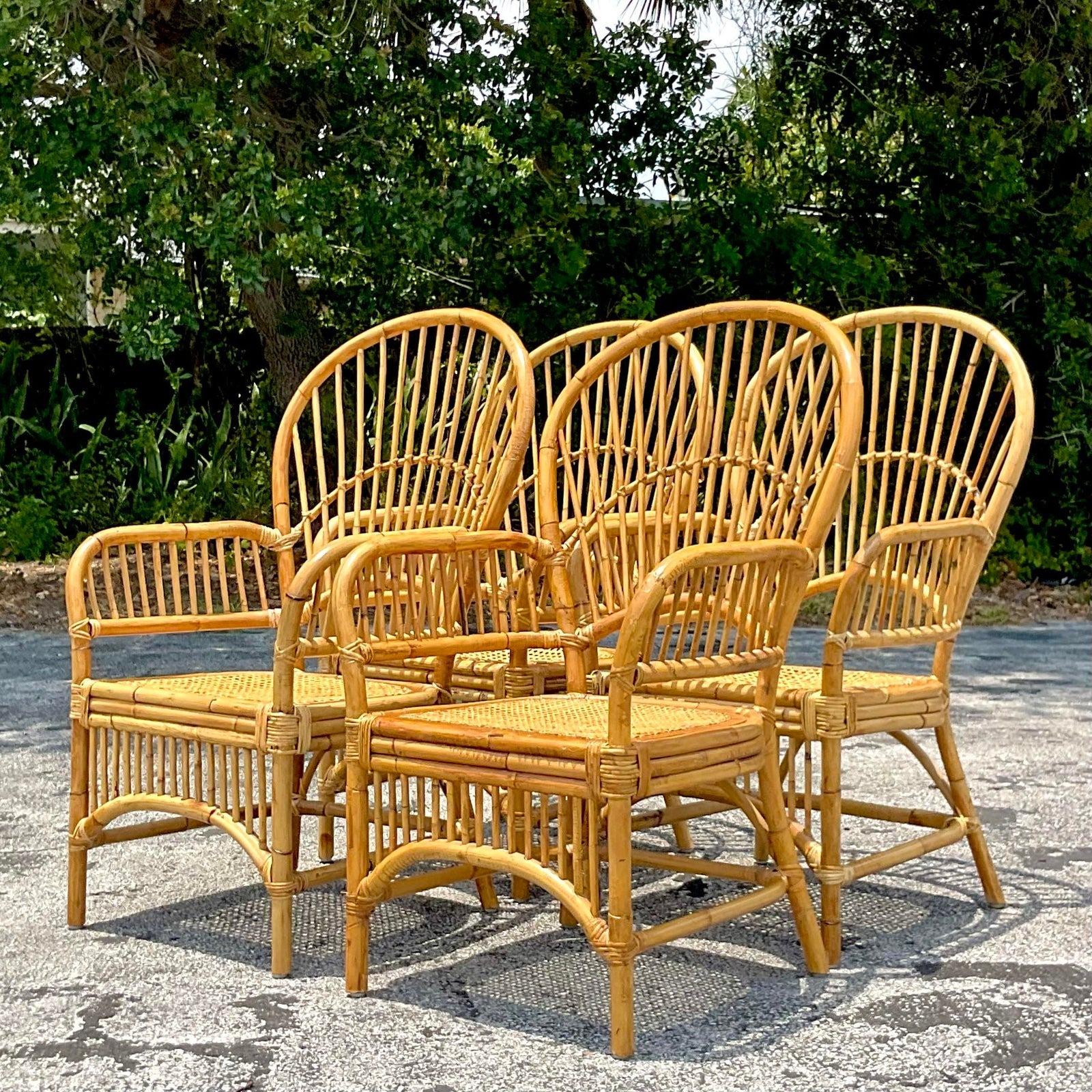 Filippino Sedie da pranzo vintage in rattan a coste - Set di 4 in vendita