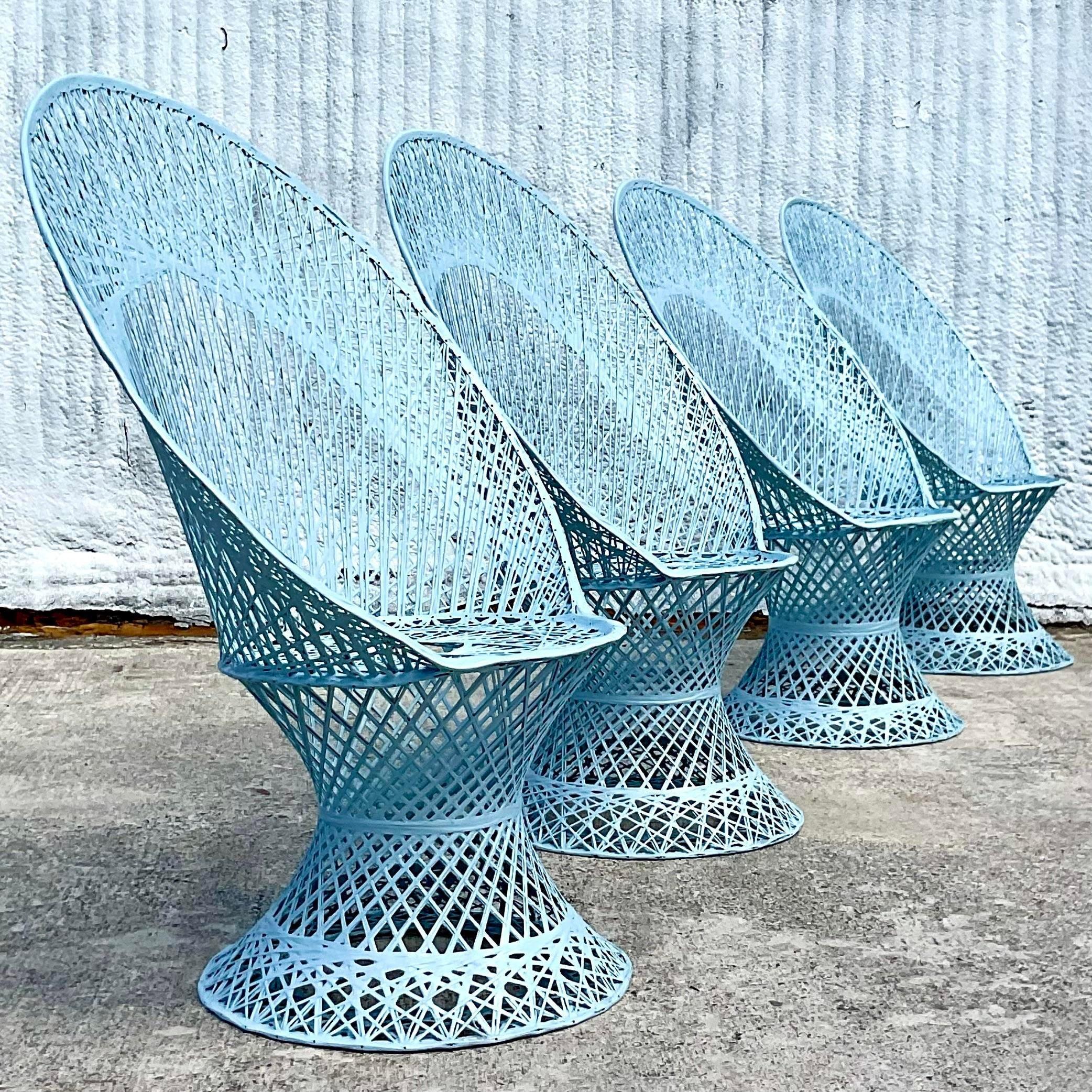 Vintage Coastal Russell Woodard Spun Fiberglass Peacock Chairs, Set of 4 2